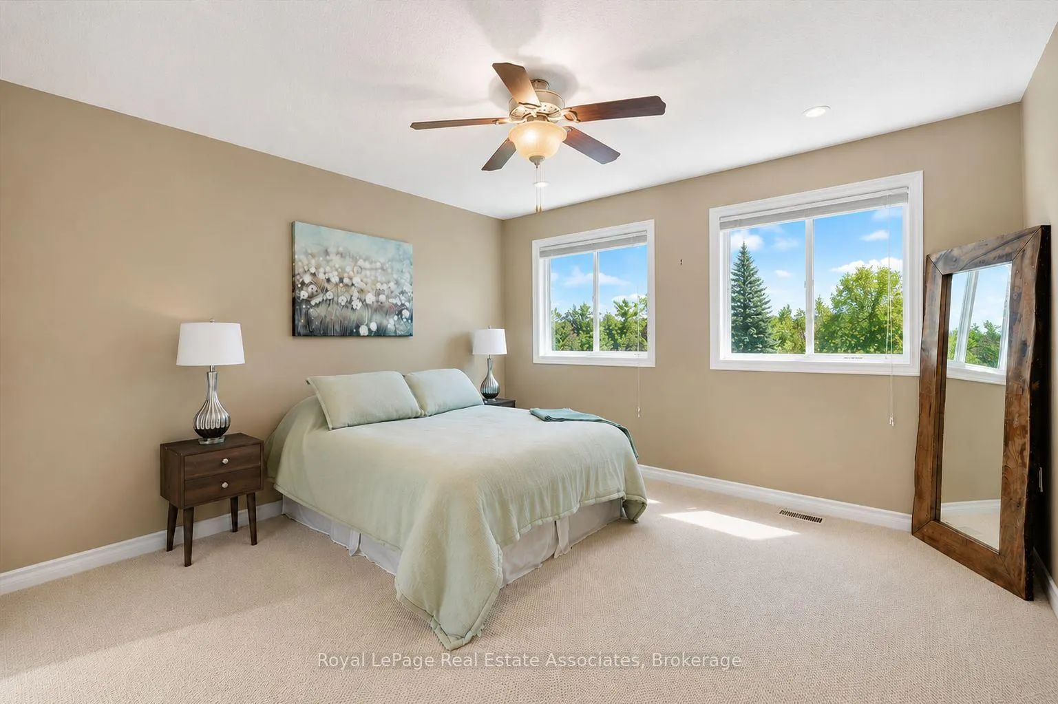 Photo 17 of 180 Glenariff Drive, Hamilton, Freelton — HOMEH