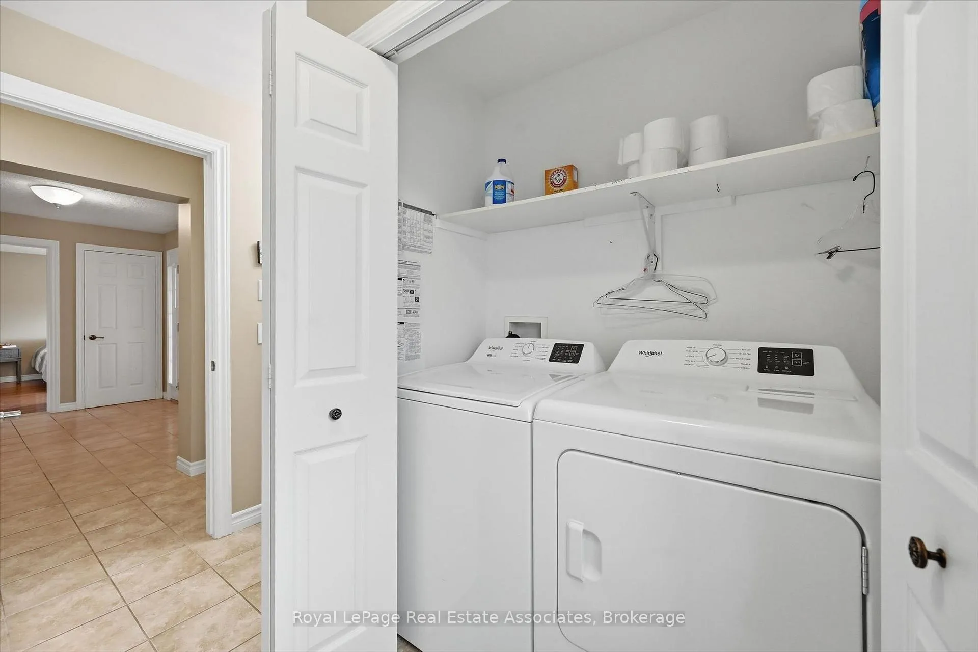 Photo 24 of 180 Glenariff Drive, Hamilton, Freelton — HOMEH