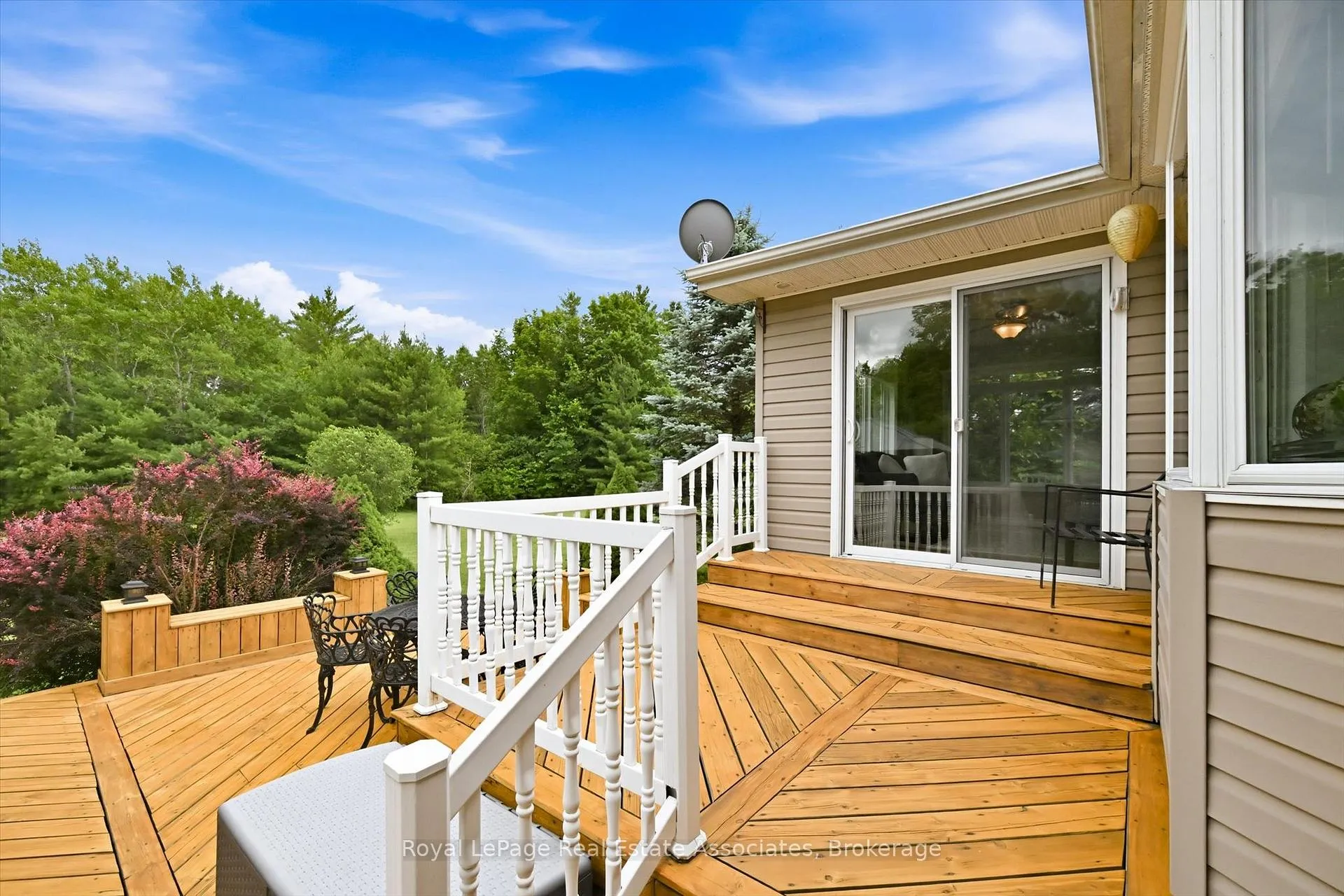 Photo 32 of 180 Glenariff Drive, Hamilton, Freelton — HOMEH
