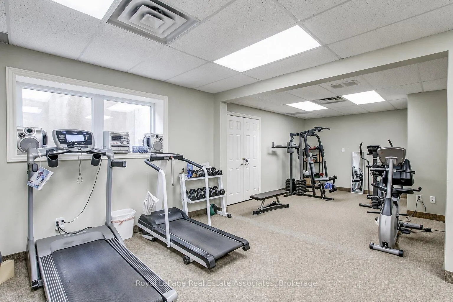 Photo 42 of 180 Glenariff Drive, Hamilton, Freelton — HOMEH