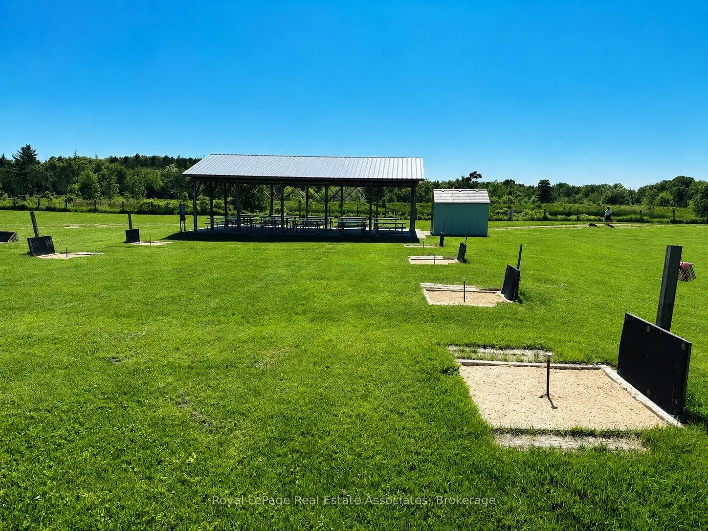 Photo 44 of 180 Glenariff Drive, Hamilton, Freelton — HOMEH