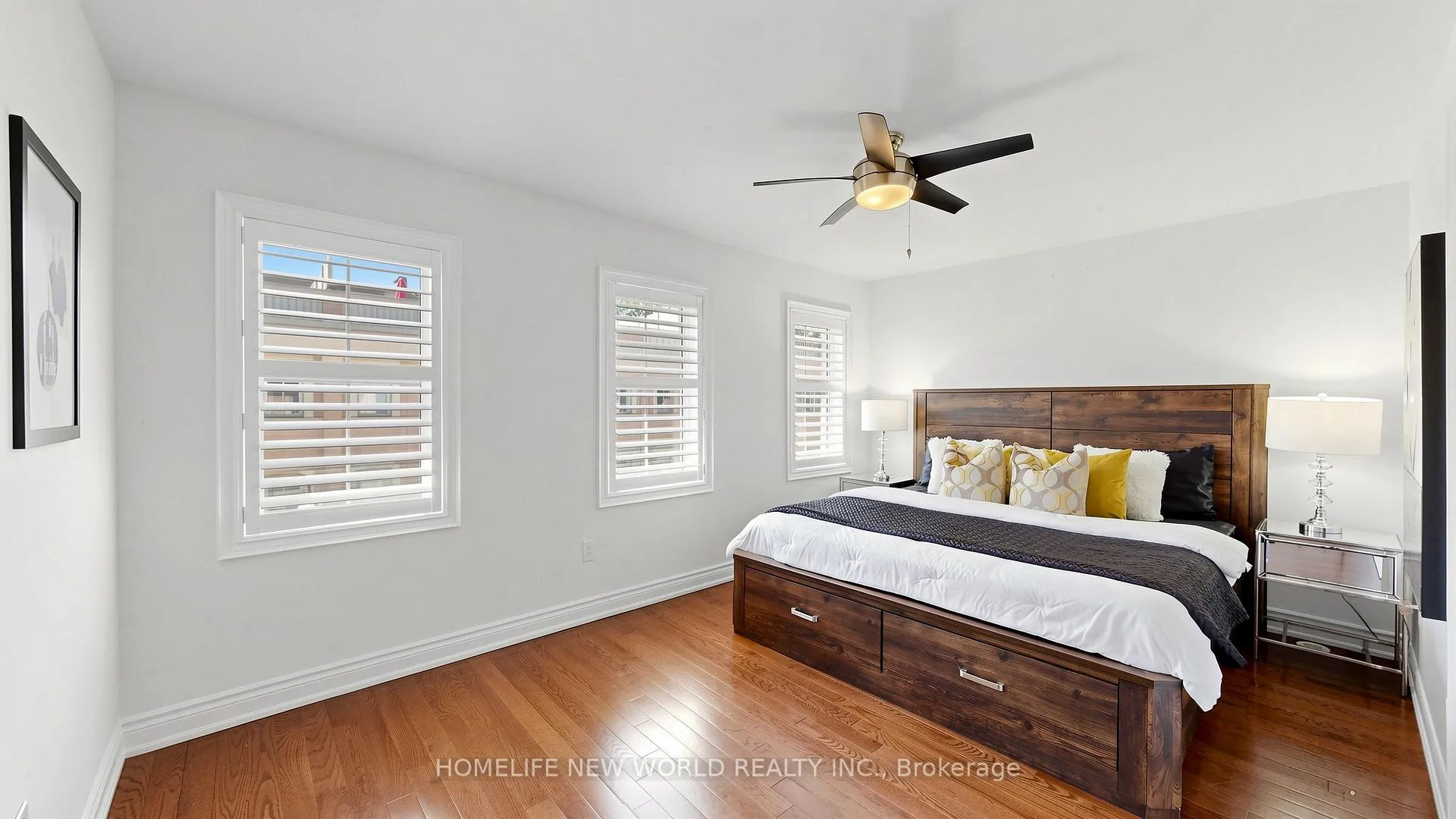 Photo 12 of Unit 5, 30 Hargrave Lane, North York, Bridle Path-Sunnybrook-York Mills — HOMEH