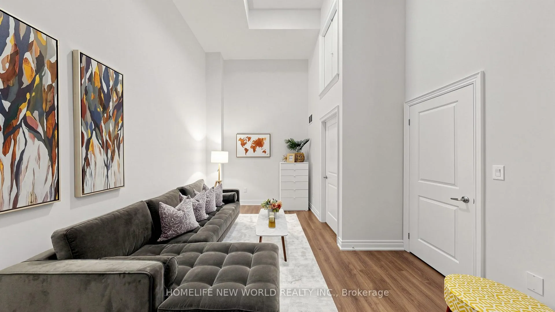 Photo 18 of Unit 5, 30 Hargrave Lane, North York, Bridle Path-Sunnybrook-York Mills — HOMEH
