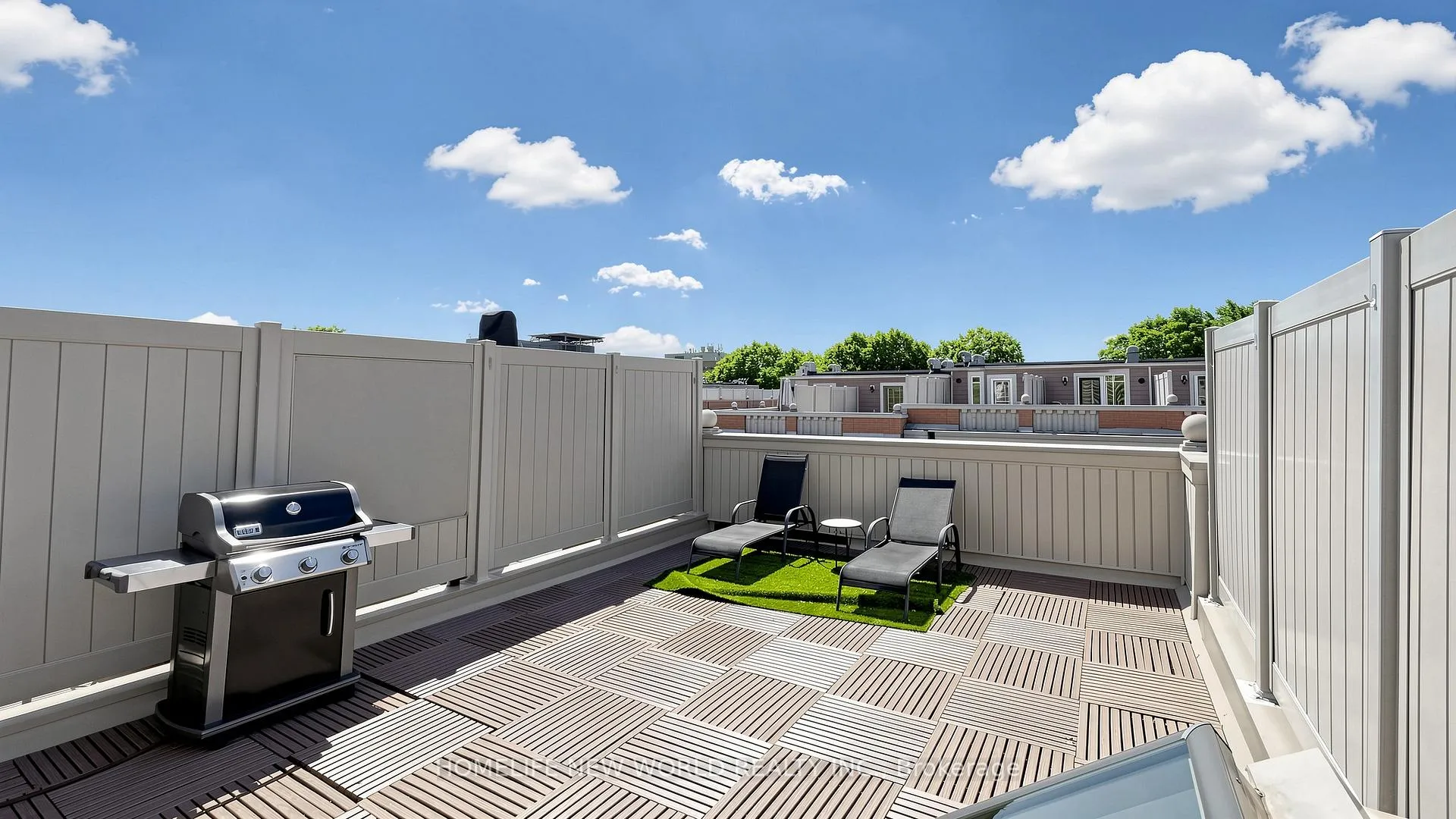 Photo 20 of Unit 5, 30 Hargrave Lane, North York, Bridle Path-Sunnybrook-York Mills — HOMEH