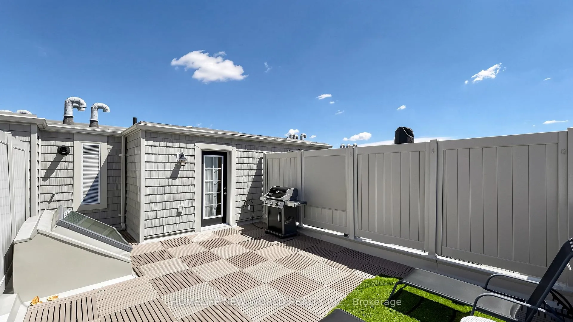 Photo 21 of Unit 5, 30 Hargrave Lane, North York, Bridle Path-Sunnybrook-York Mills — HOMEH