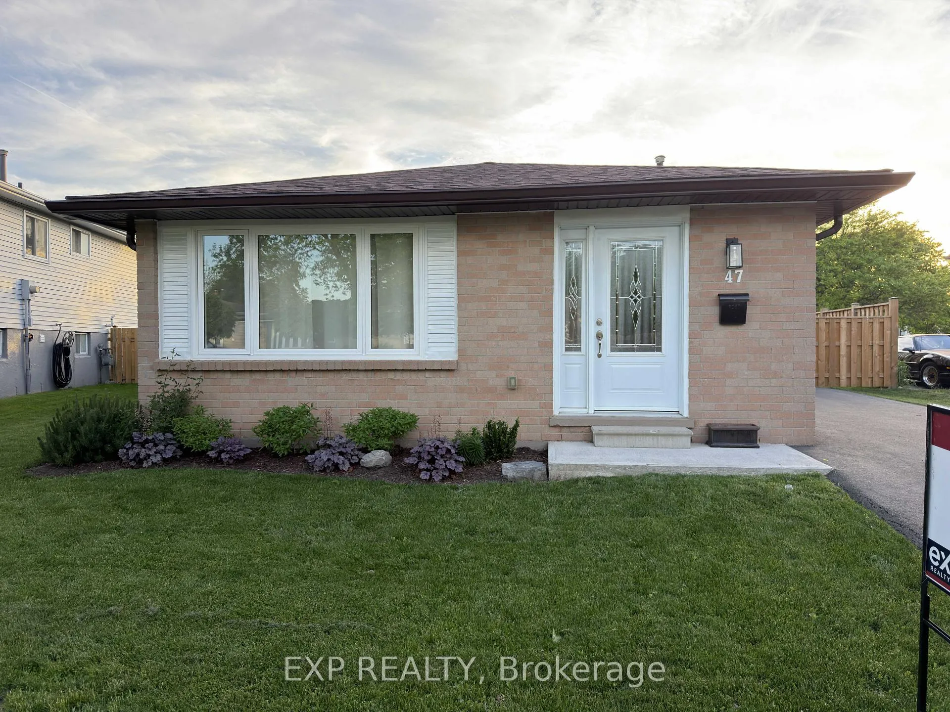 Photo 1 of 47 Odessa Street, Hamilton, Stoney Creek Mountain — HOMEH