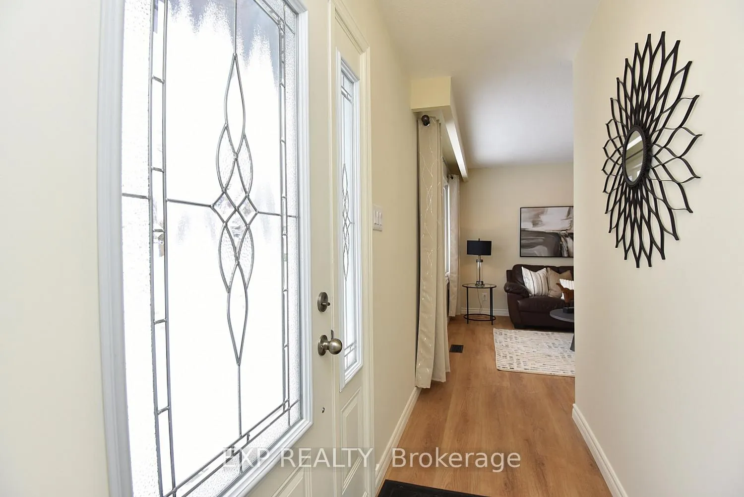 Photo 6 of 47 Odessa Street, Hamilton, Stoney Creek Mountain — HOMEH