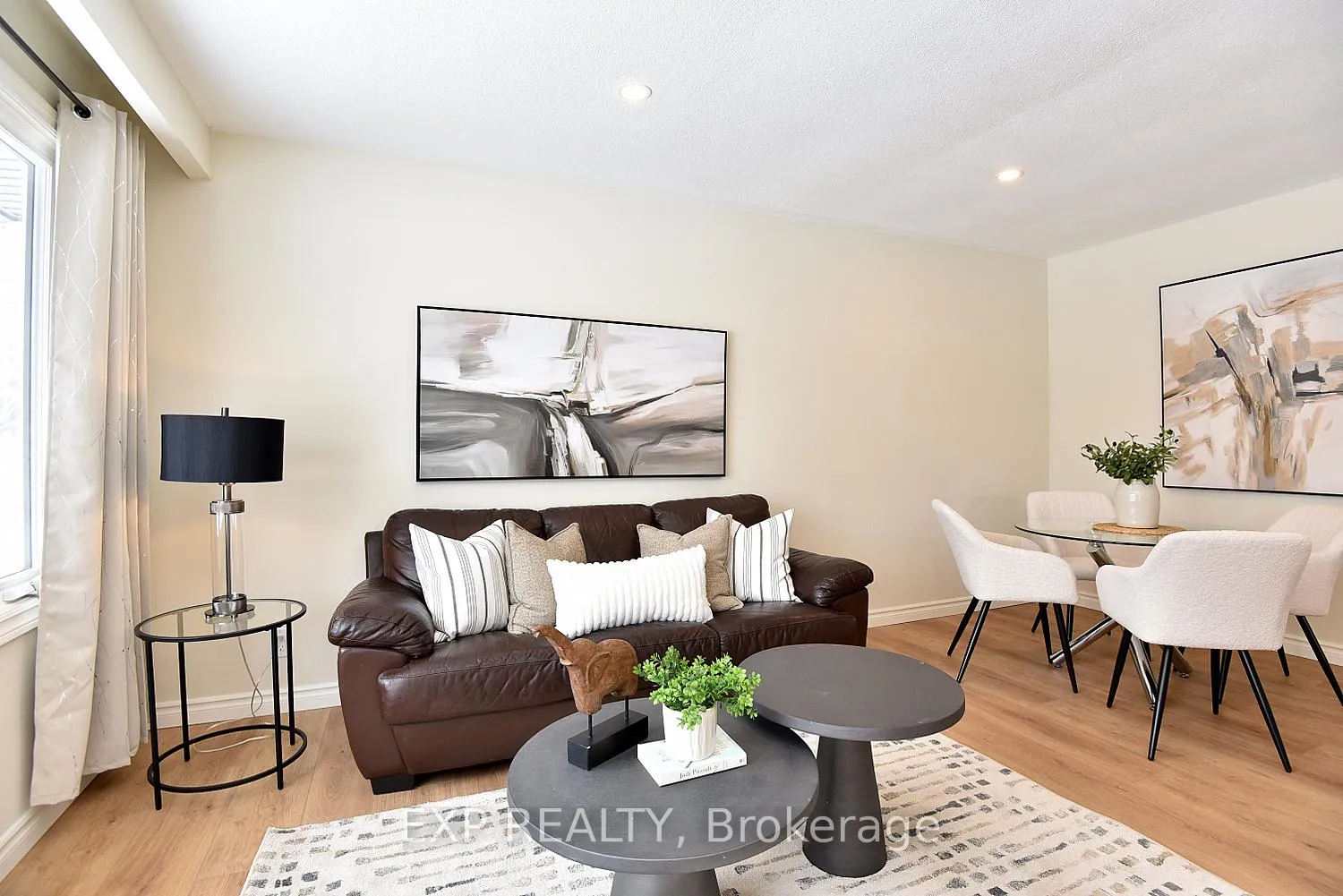 Photo 7 of 47 Odessa Street, Hamilton, Stoney Creek Mountain — HOMEH
