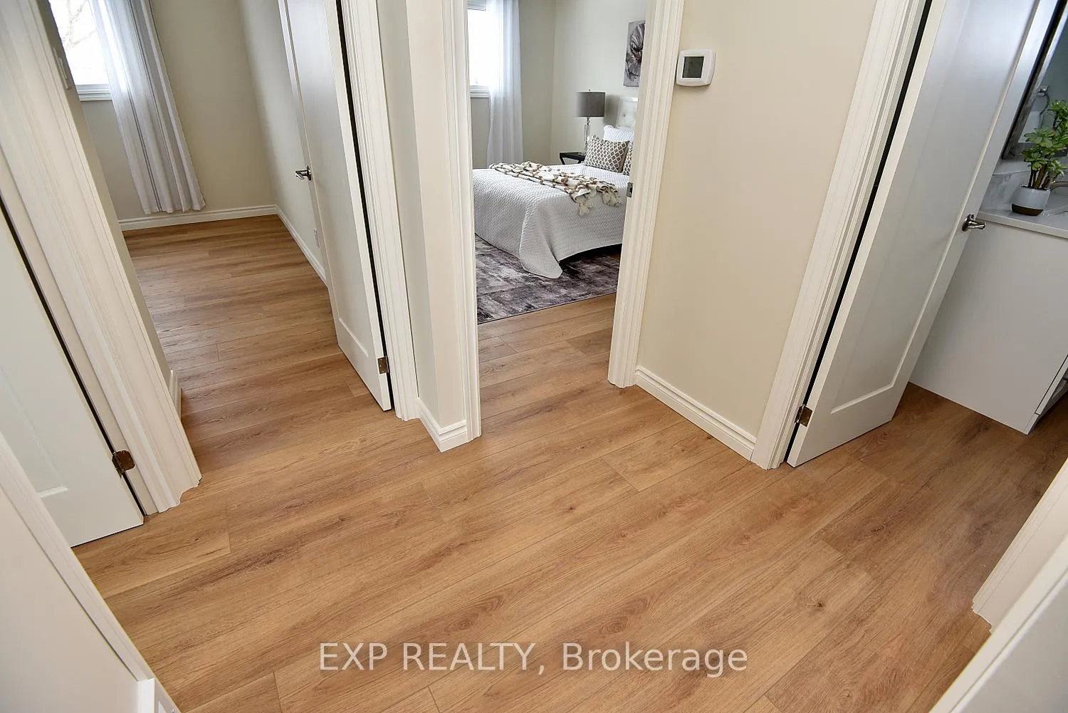 Photo 16 of 47 Odessa Street, Hamilton, Stoney Creek Mountain — HOMEH