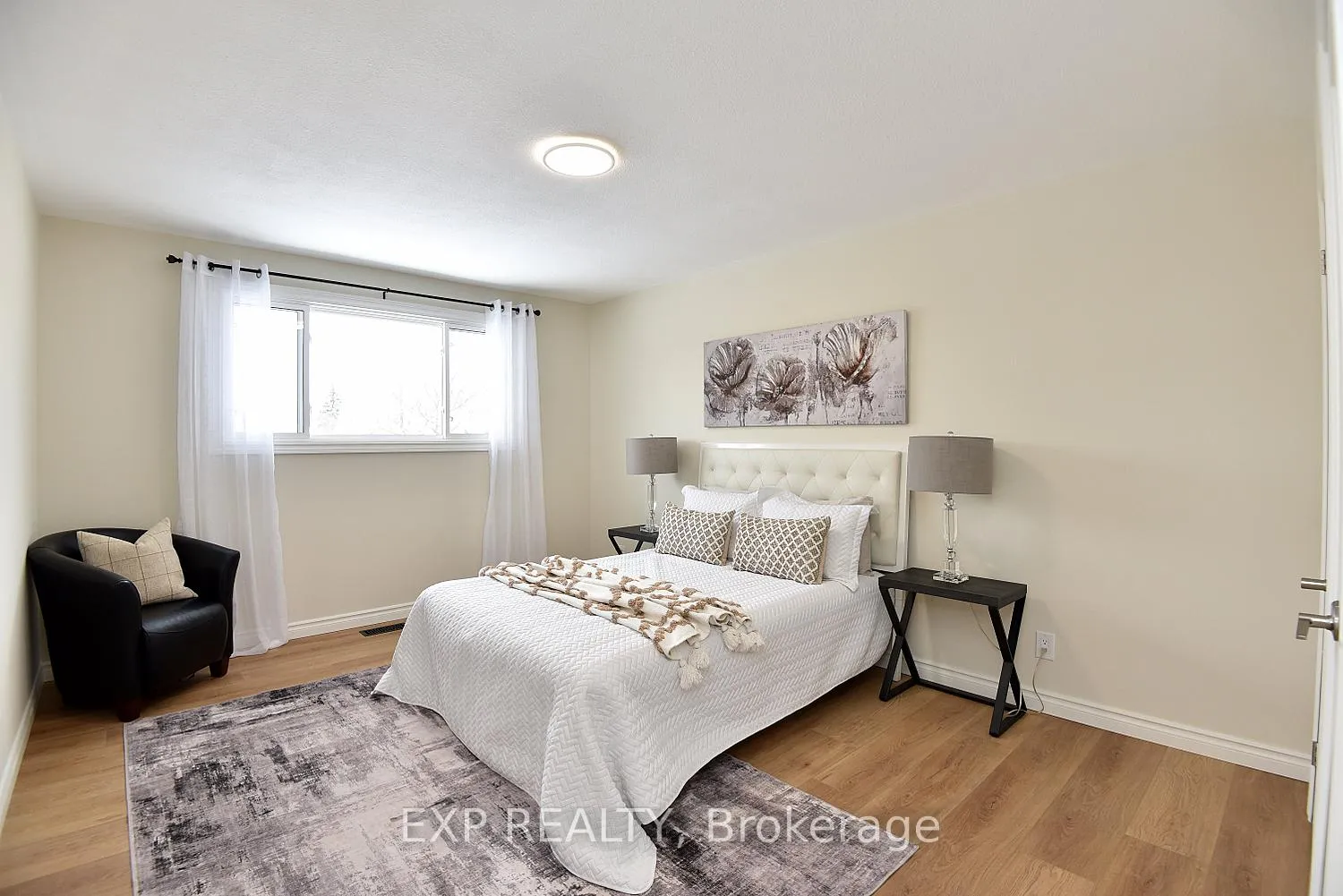Photo 17 of 47 Odessa Street, Hamilton, Stoney Creek Mountain — HOMEH