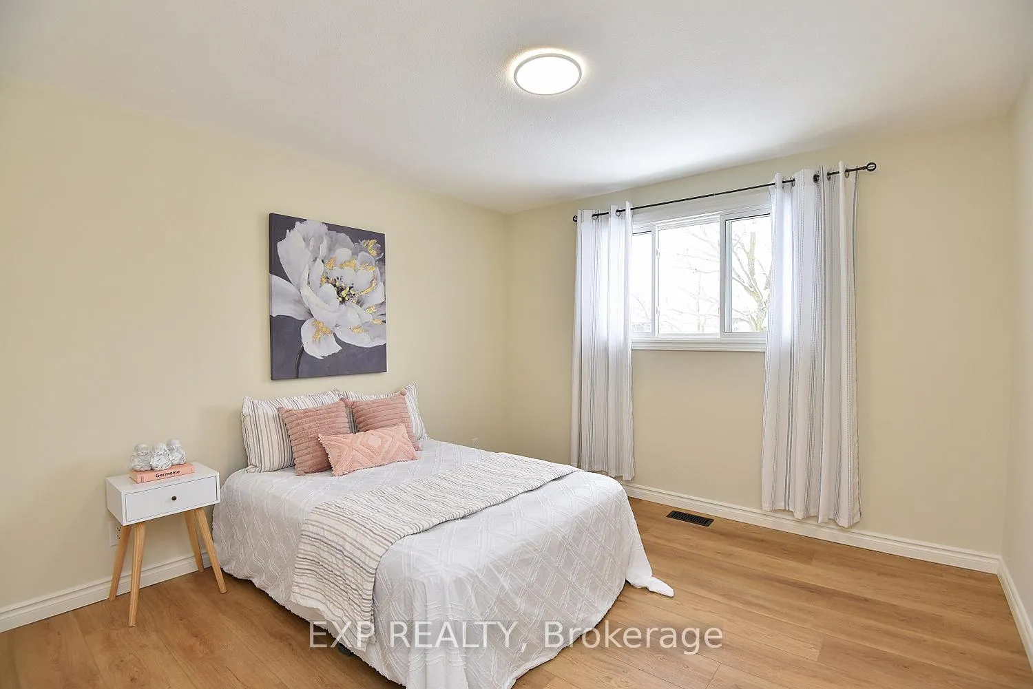 Photo 19 of 47 Odessa Street, Hamilton, Stoney Creek Mountain — HOMEH