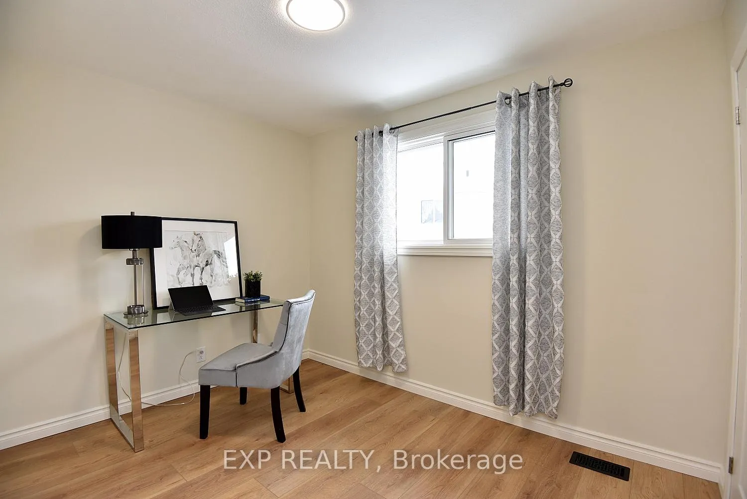 Photo 20 of 47 Odessa Street, Hamilton, Stoney Creek Mountain — HOMEH