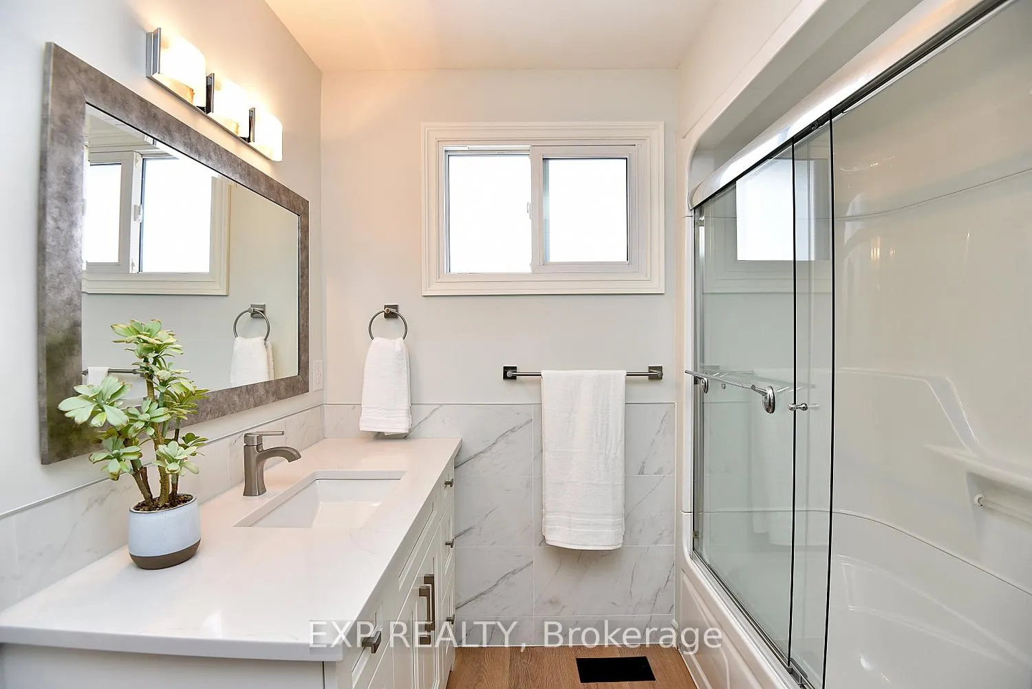 Photo 22 of 47 Odessa Street, Hamilton, Stoney Creek Mountain — HOMEH