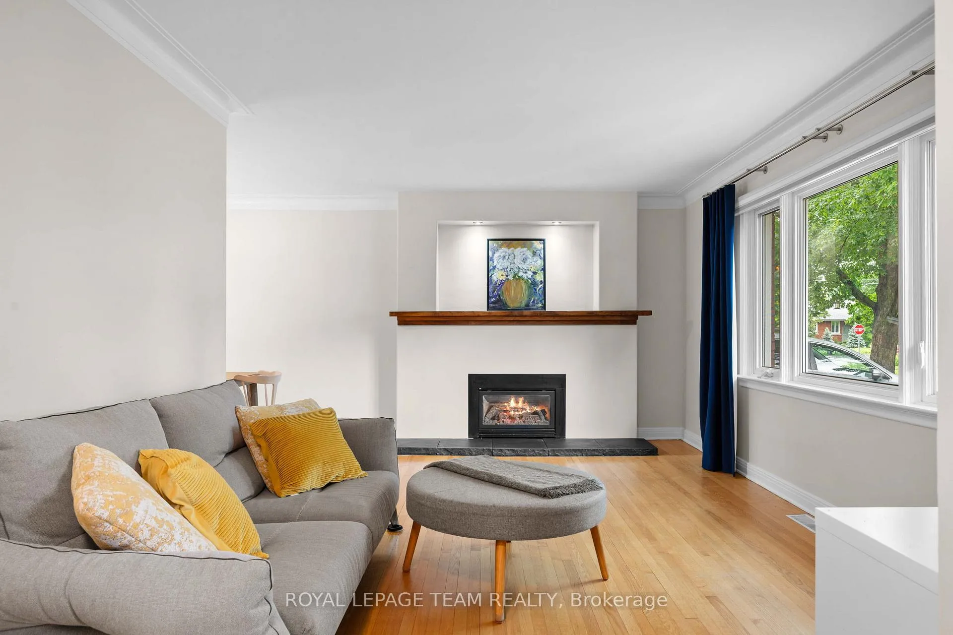 Photo 6 of 631 Courtenay Avenue, Ottawa, McKellar/Highland — HOMEH