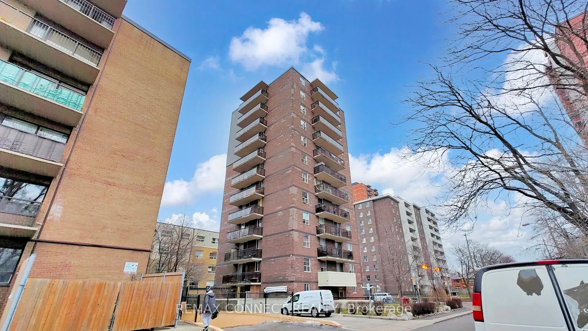 Photo 2 of Unit 703, 1145 Logan Avenue, Toronto, Broadview North — HOMEH