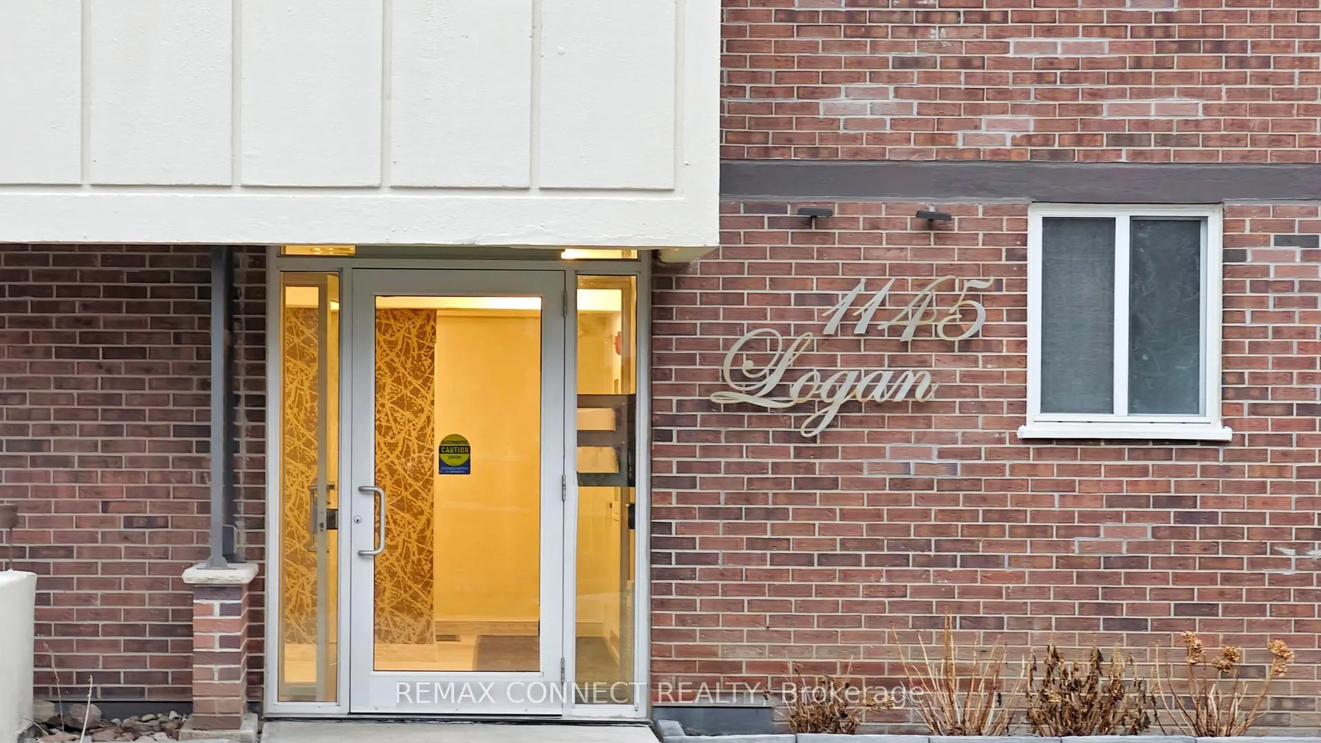 Photo 3 of Unit 703, 1145 Logan Avenue, Toronto, Broadview North — HOMEH