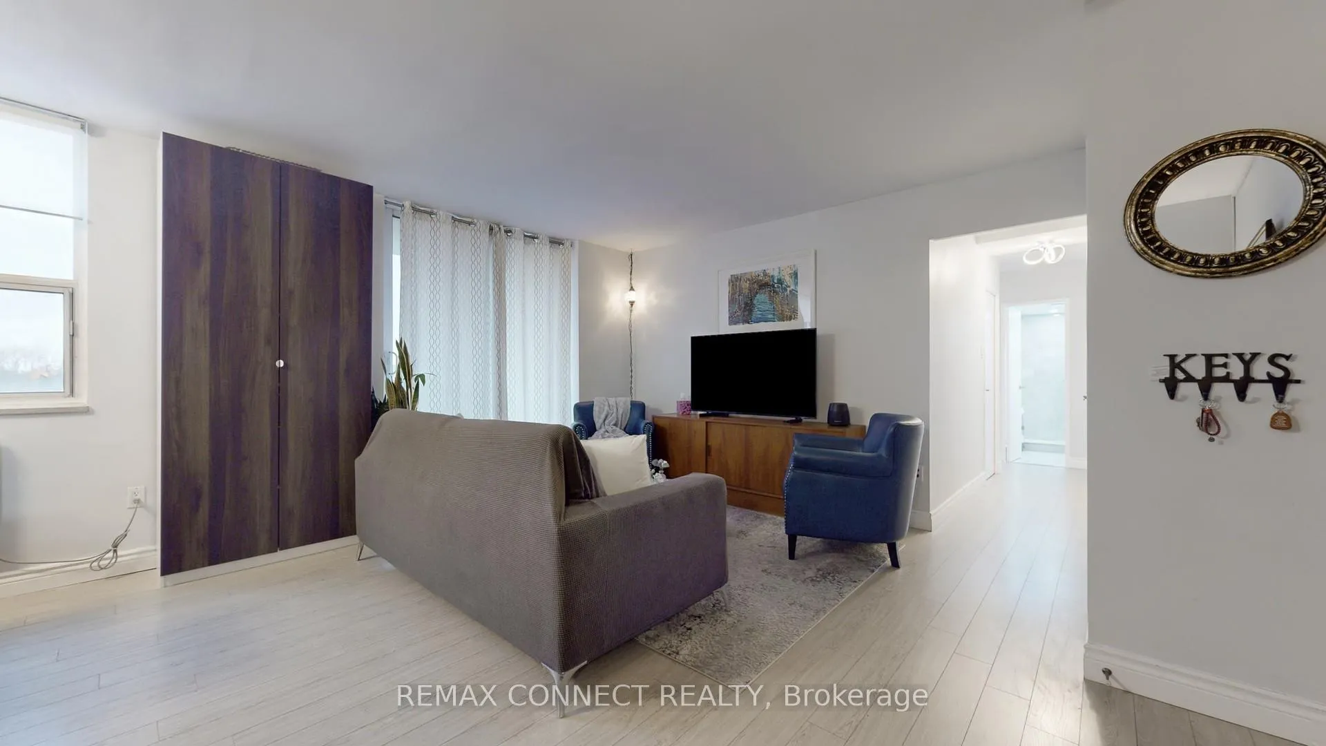 Photo 7 of Unit 703, 1145 Logan Avenue, Toronto, Broadview North — HOMEH