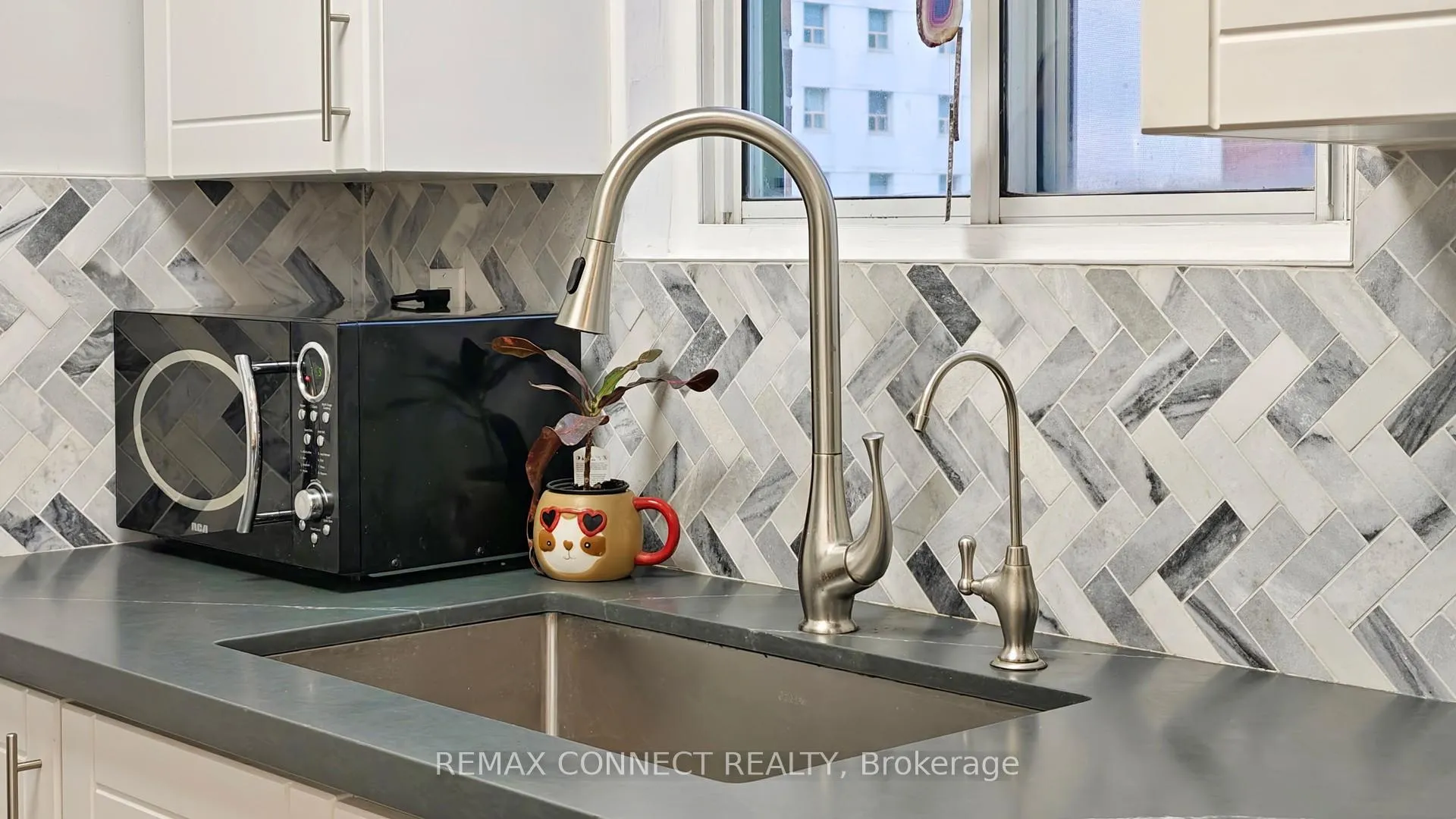 Photo 21 of Unit 703, 1145 Logan Avenue, Toronto, Broadview North — HOMEH