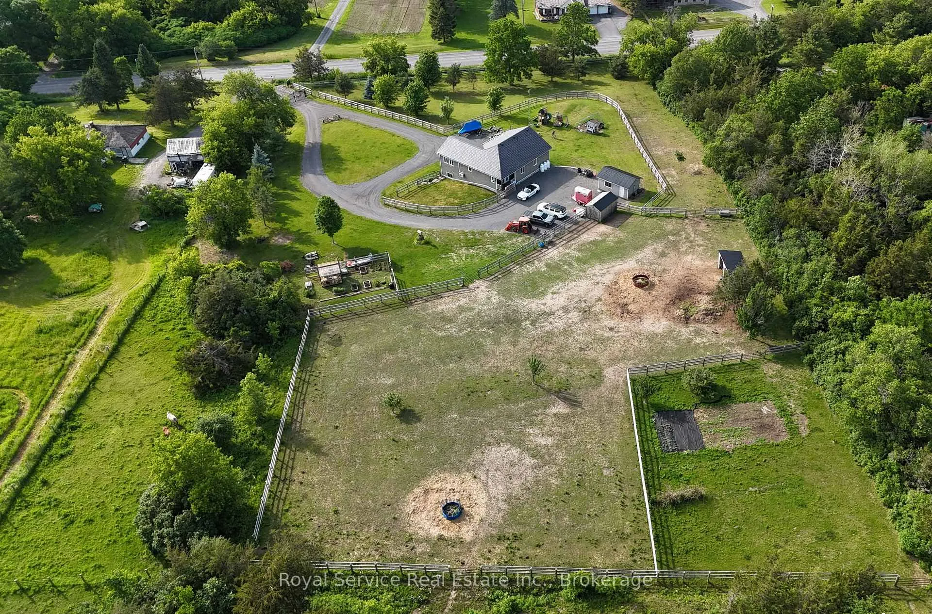 Photo 2 of 1022 Palace Road, Greater Napanee, Greater Napanee — HOMEH