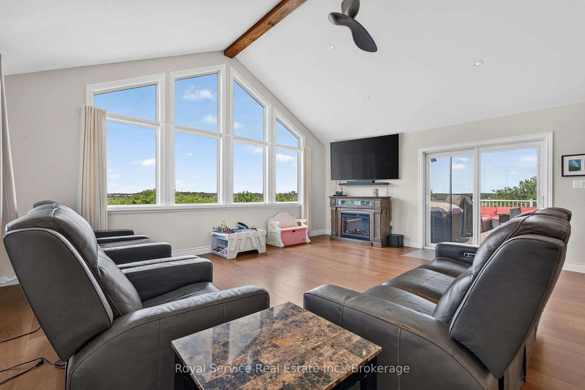Photo 12 of 1022 Palace Road, Greater Napanee, Greater Napanee — HOMEH