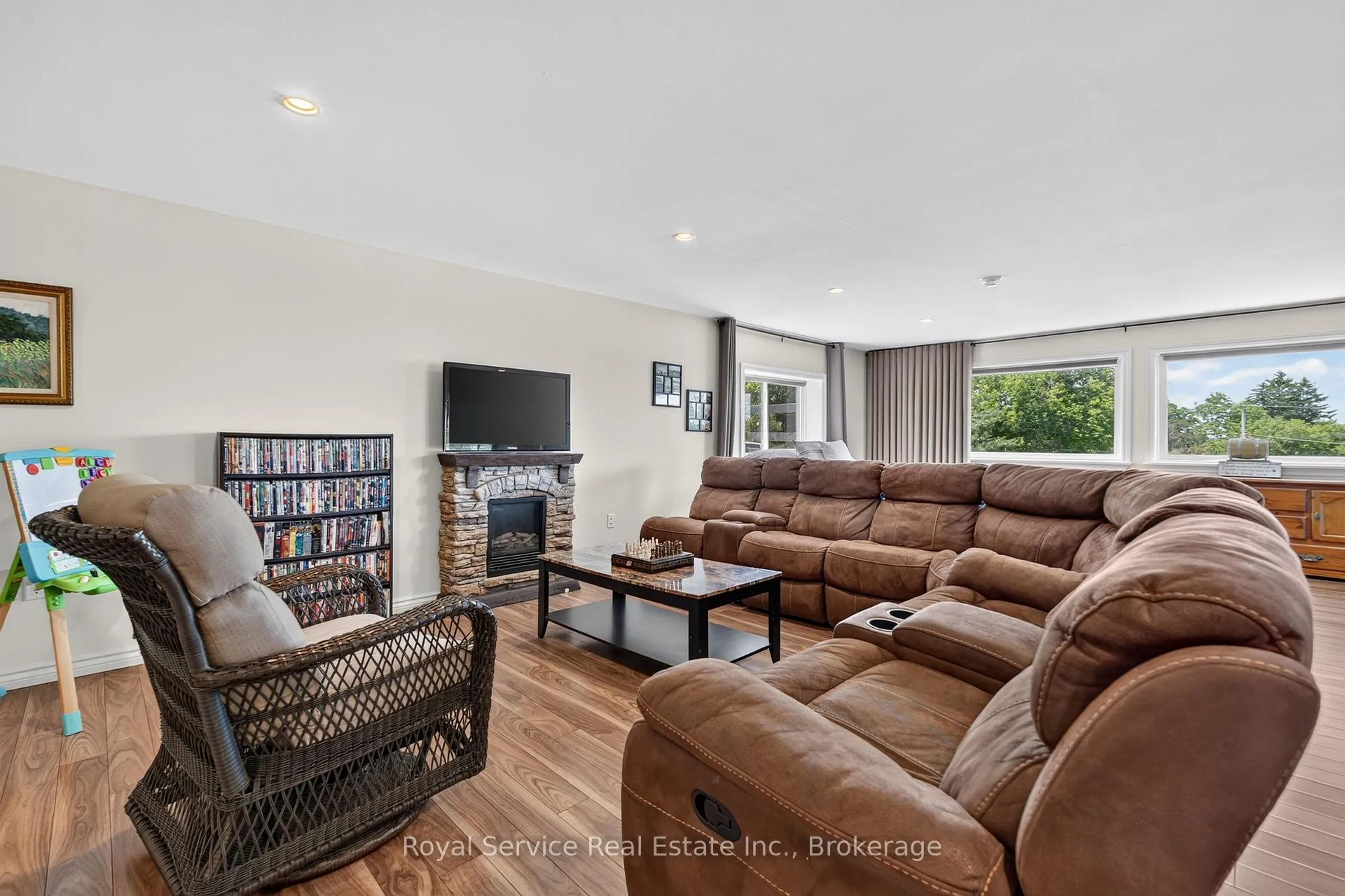 Photo 28 of 1022 Palace Road, Greater Napanee, Greater Napanee — HOMEH