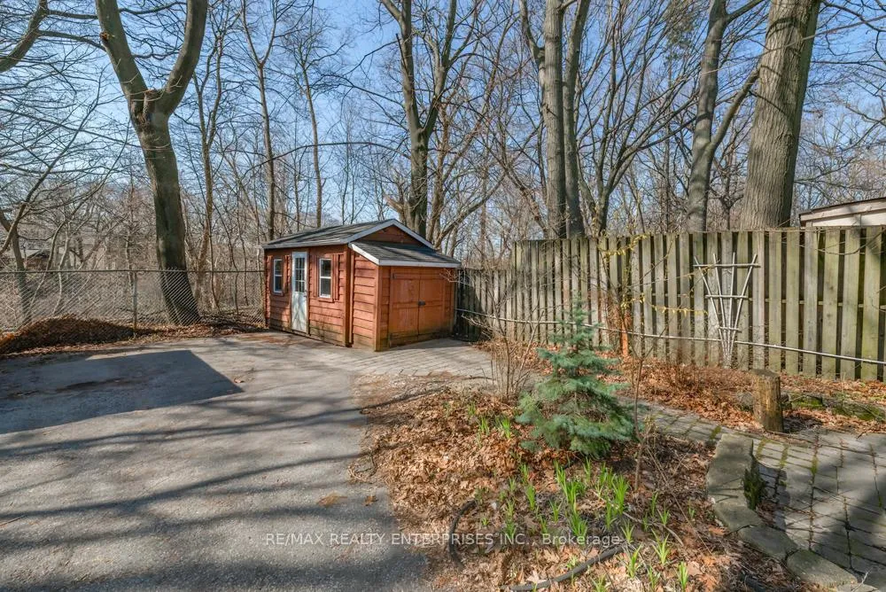Photo 19 of Unit Upper, 837 Kingston Road, Toronto, The Beaches — HOMEH