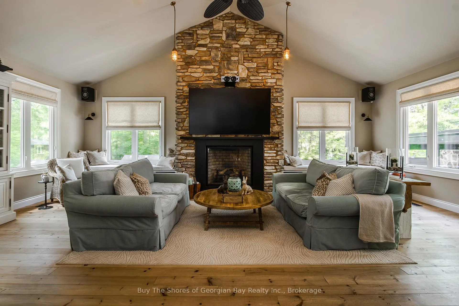 Photo 19 of 40 Polish Avenue, Penetanguishene — HOMEH