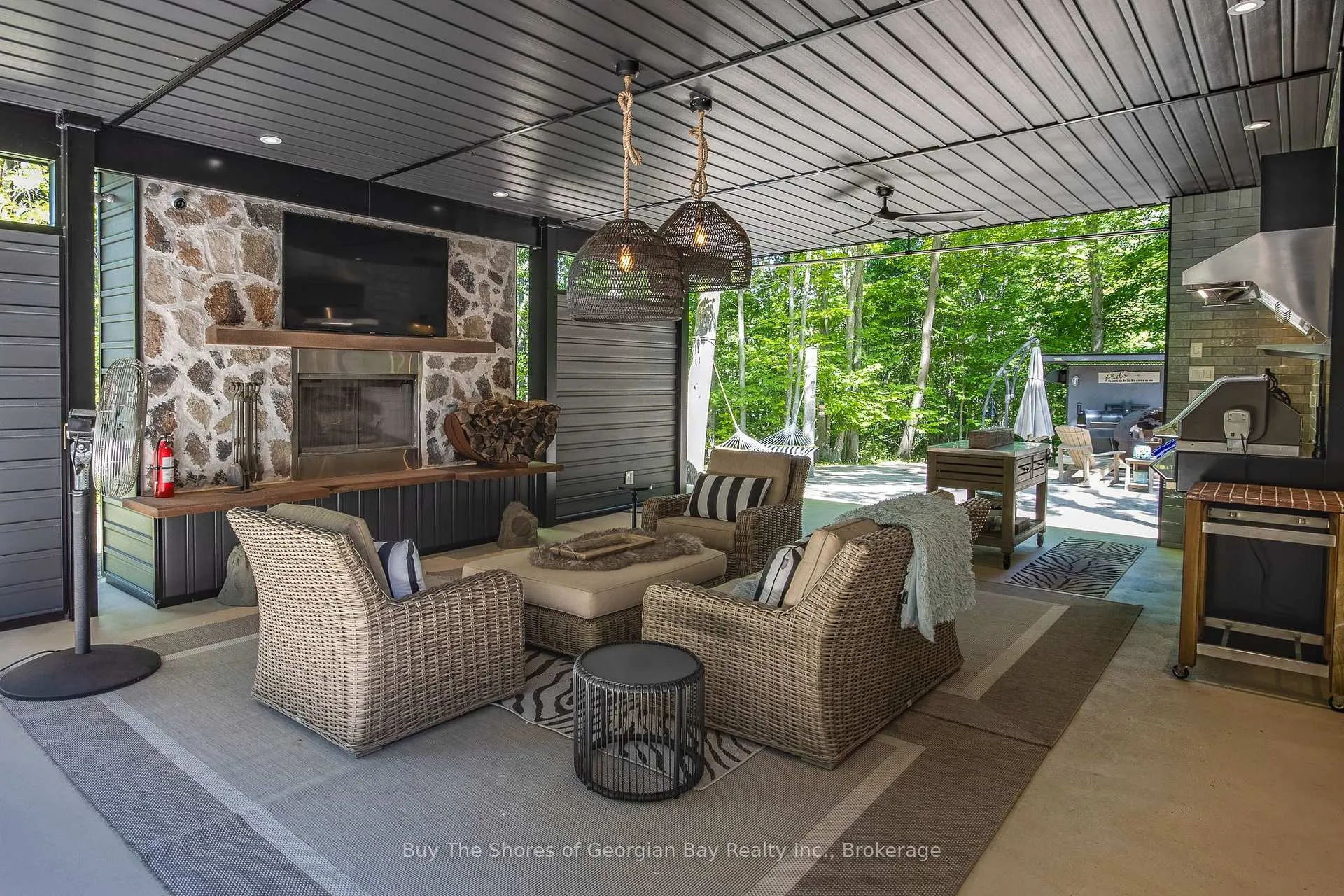Photo 38 of 40 Polish Avenue, Penetanguishene — HOMEH