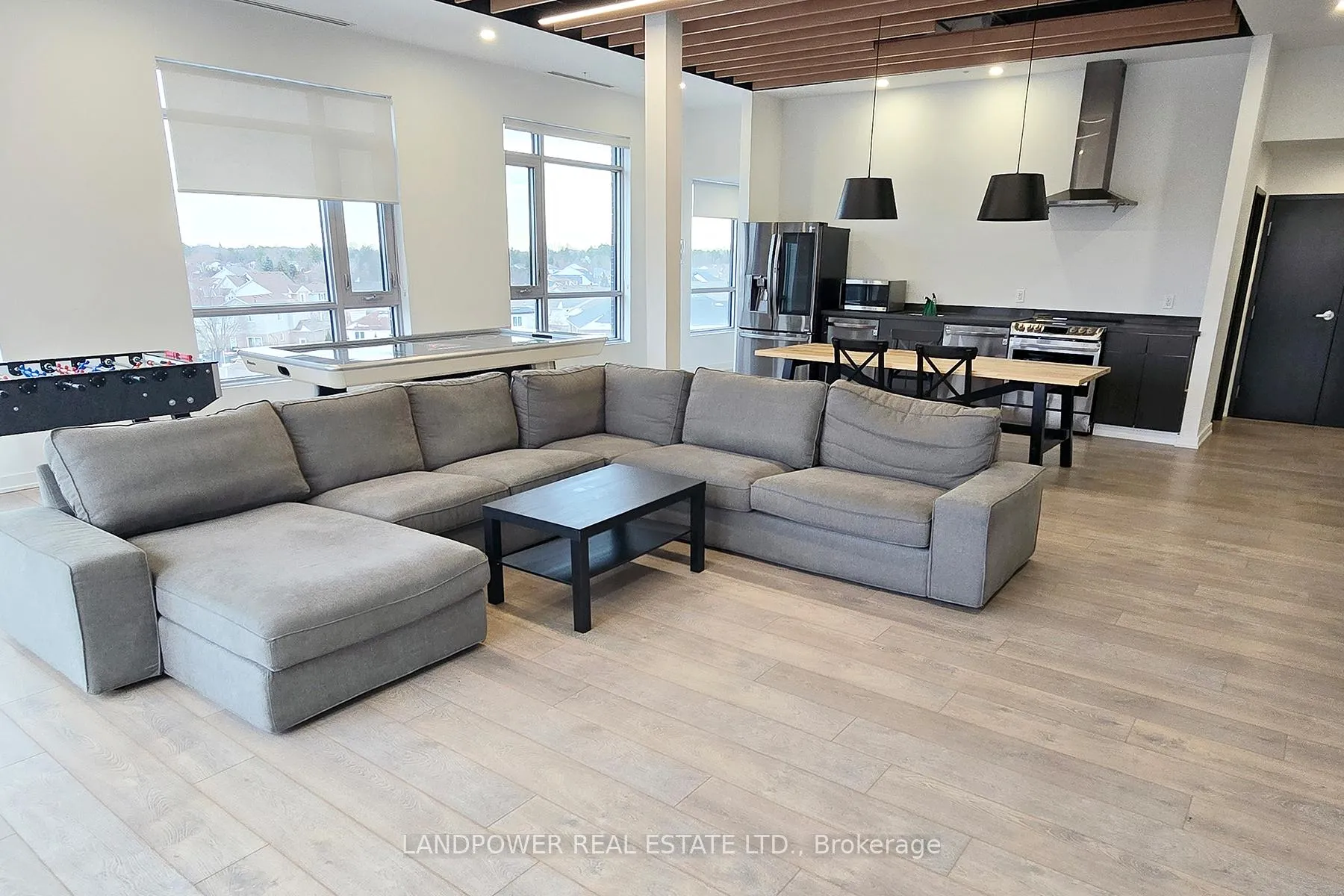 Photo 13 of Unit 313, 1800 Simcoe Street N, Oshawa, Samac — HOMEH