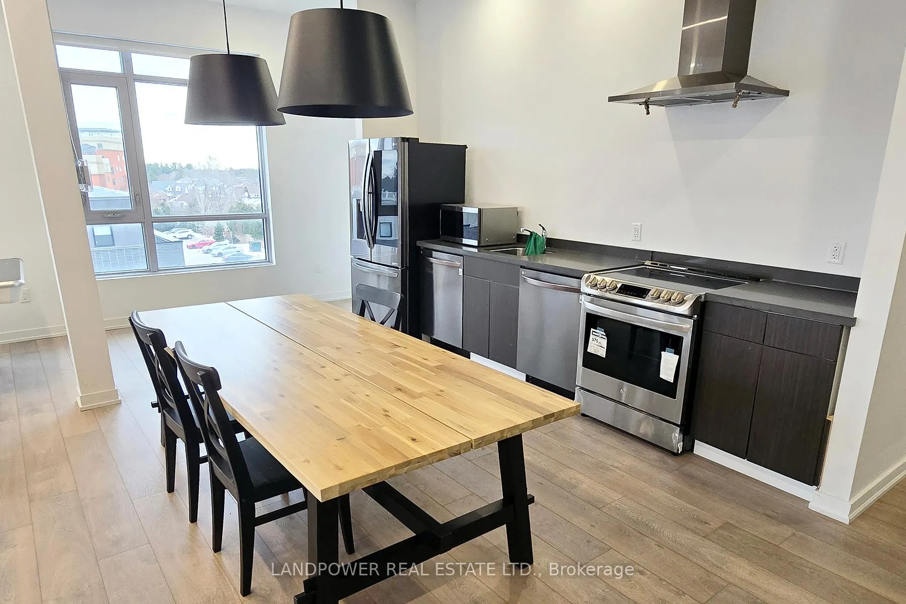 Photo 14 of Unit 313, 1800 Simcoe Street N, Oshawa, Samac — HOMEH