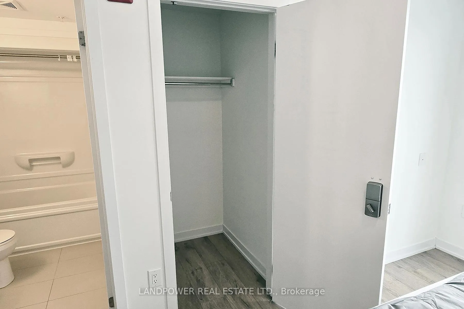 Photo 38 of Unit 313, 1800 Simcoe Street N, Oshawa, Samac — HOMEH