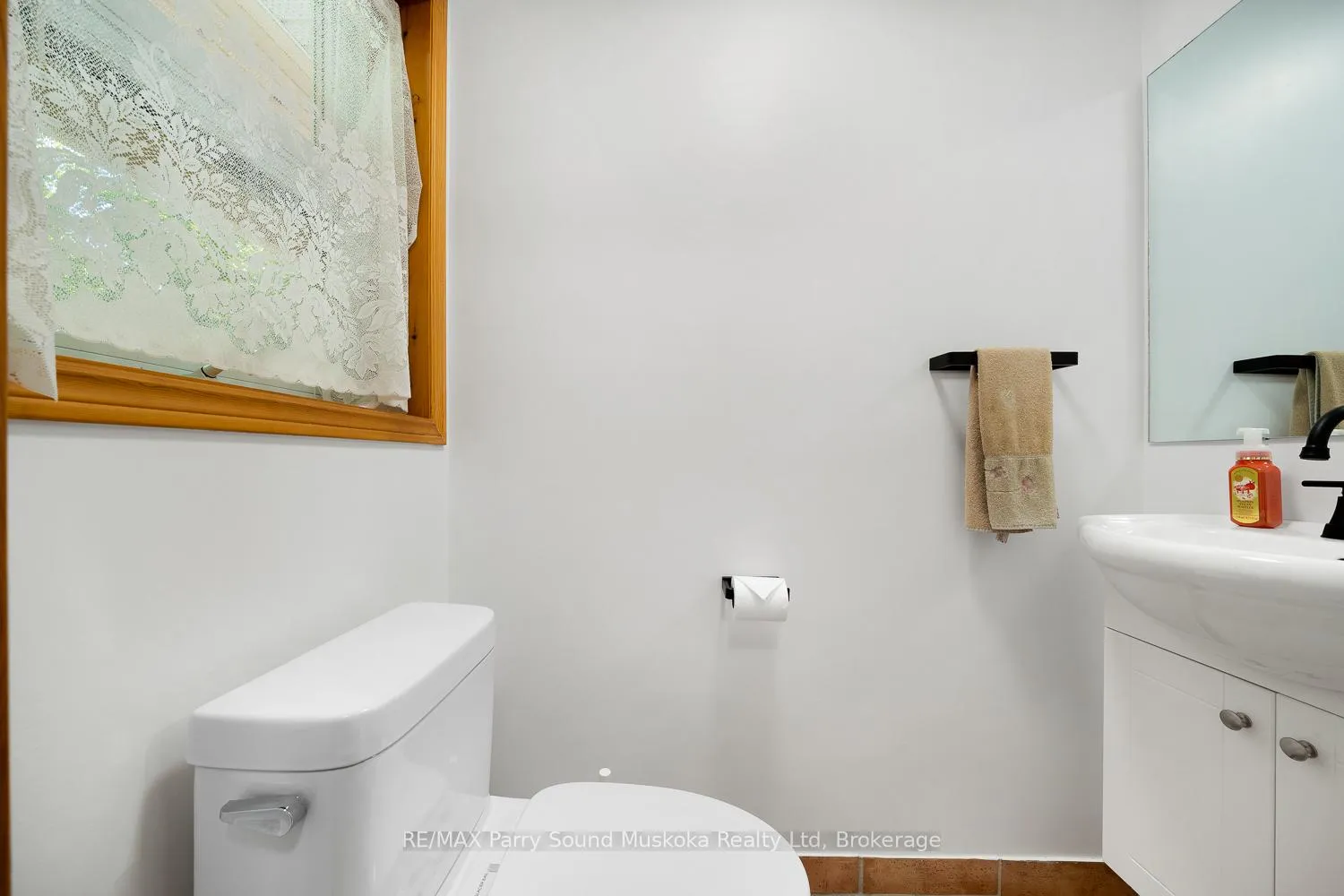 Photo 6 of 113 Bayview Drive, Carling — HOMEH