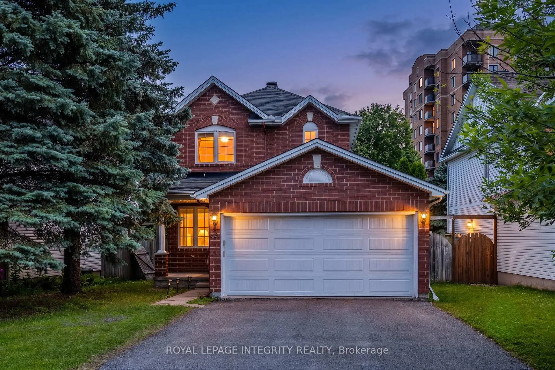 Photo 1 of 25 Crystal Park Crescent, Ottawa, Central Park — HOMEH