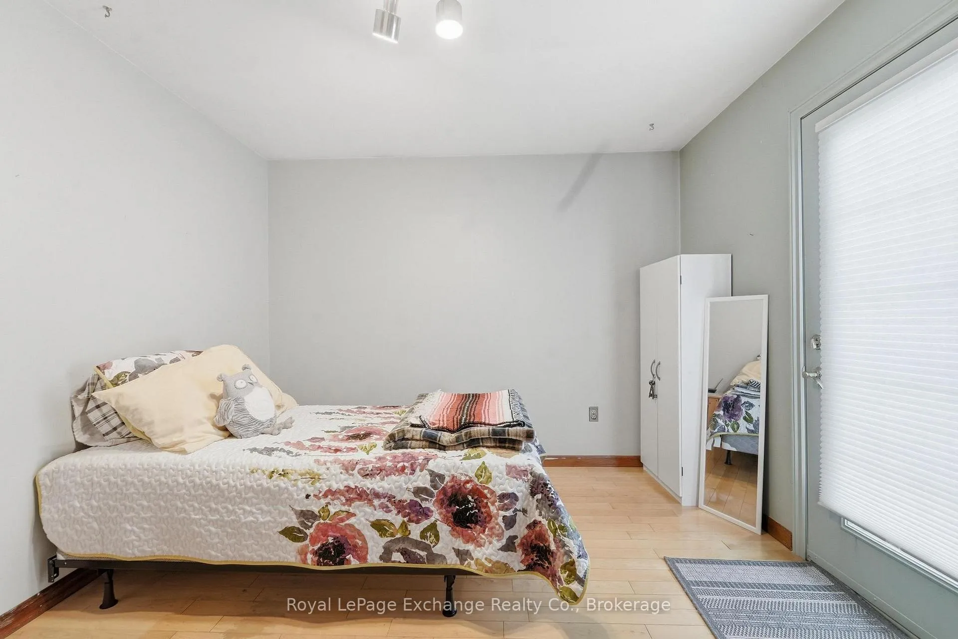 Photo 13 of 136 Kingsway Street, Kincardine — HOMEH
