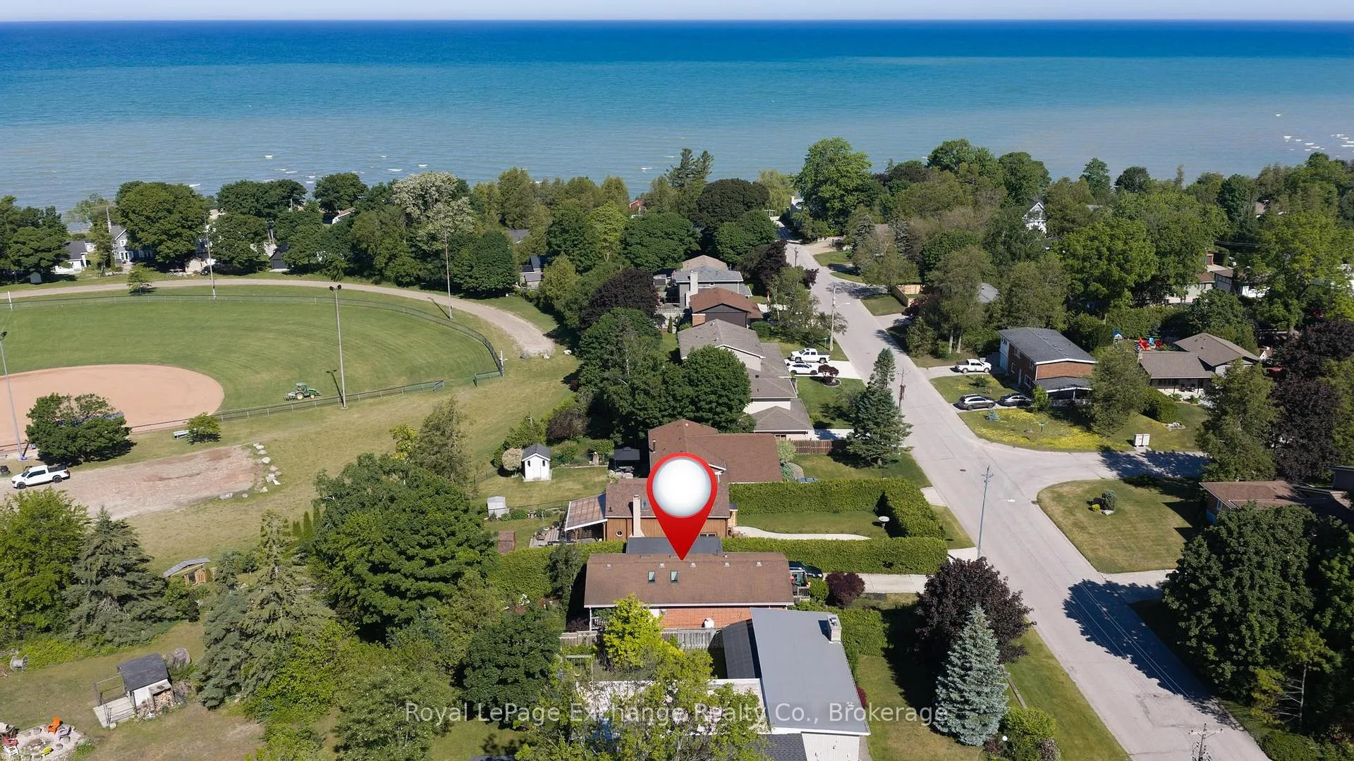 Photo 38 of 136 Kingsway Street, Kincardine — HOMEH