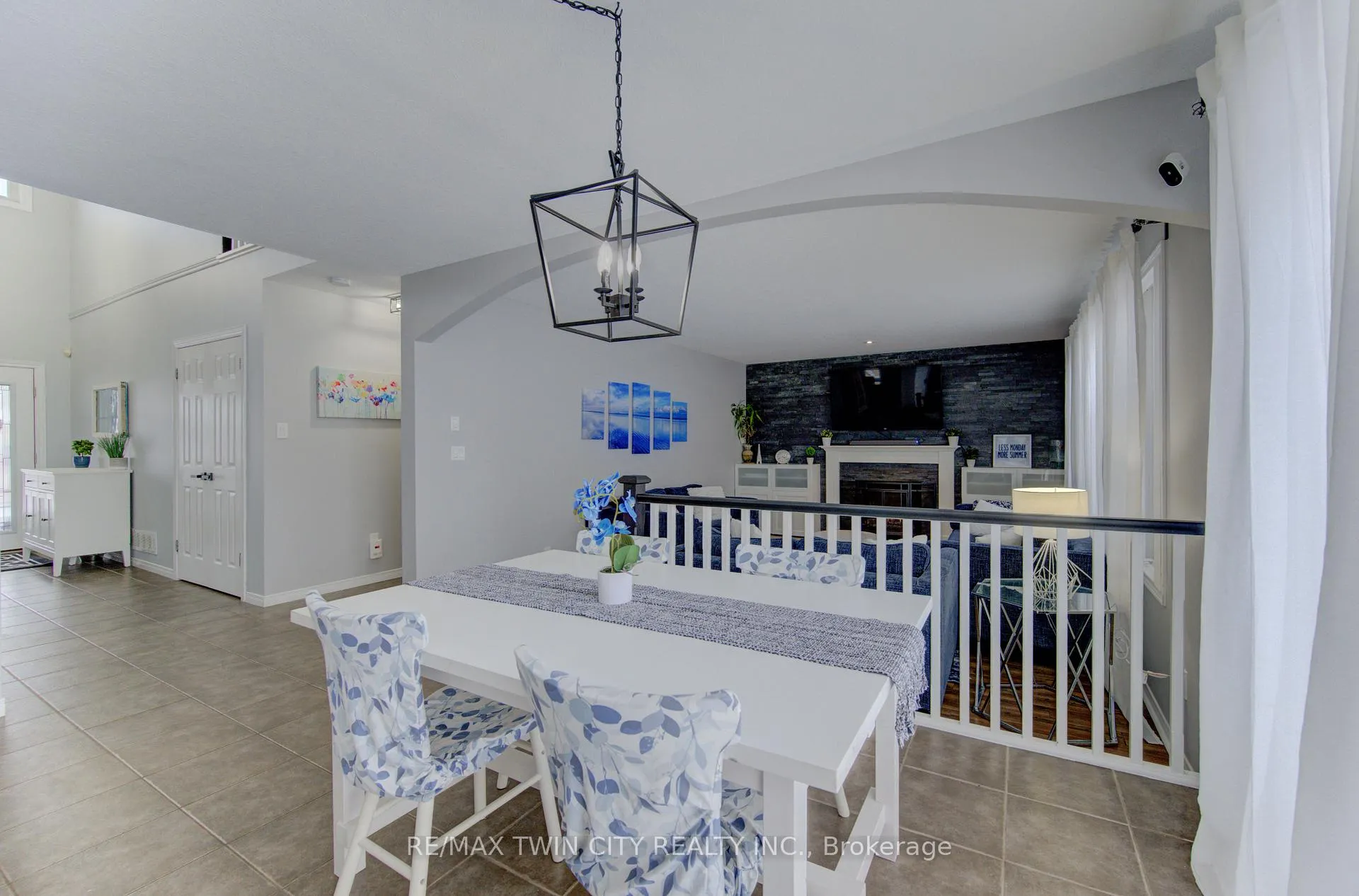 Photo 14 of 21 West Tree Drive, Woolwich, Breslau — HOMEH