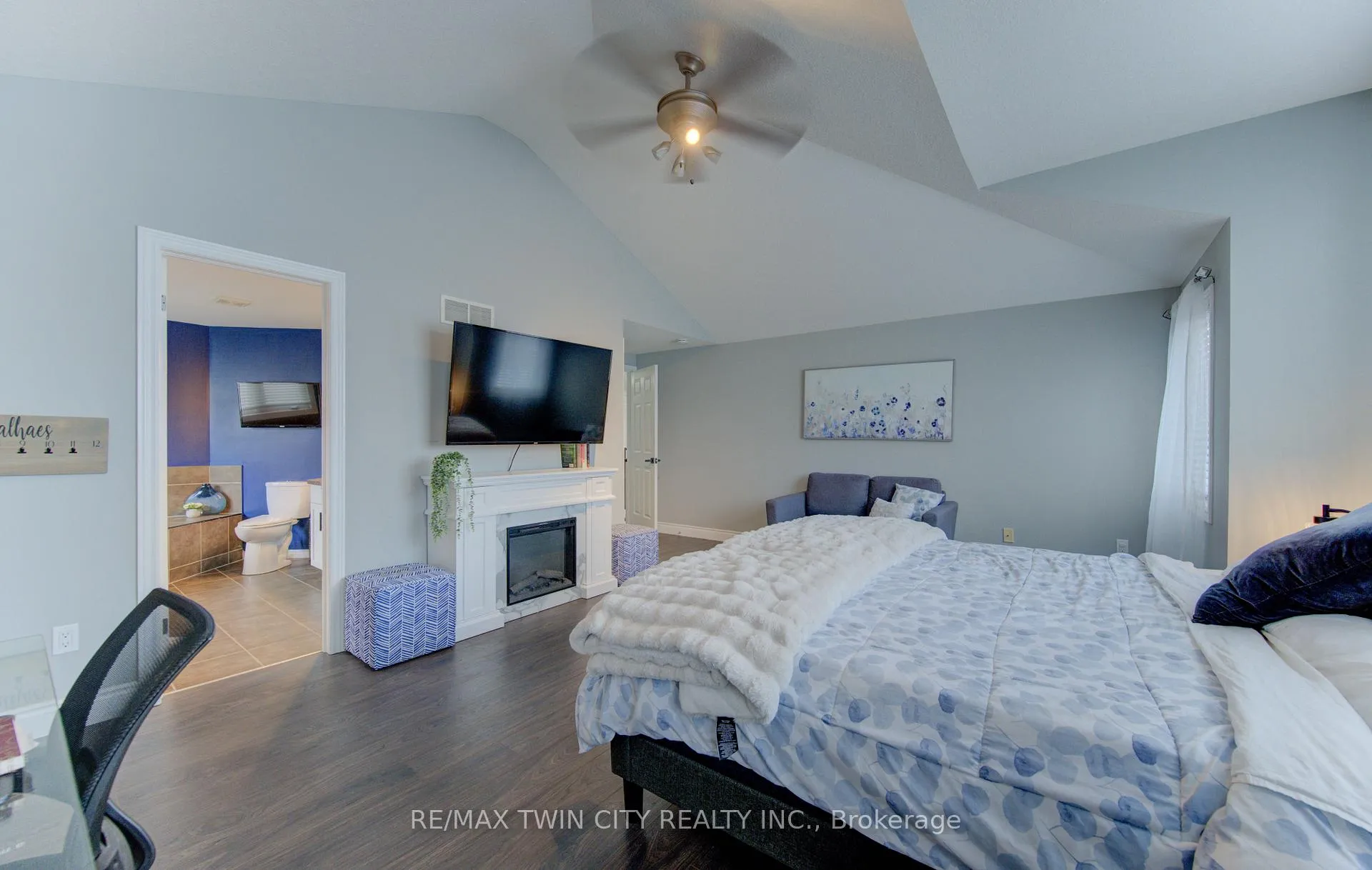Photo 18 of 21 West Tree Drive, Woolwich, Breslau — HOMEH