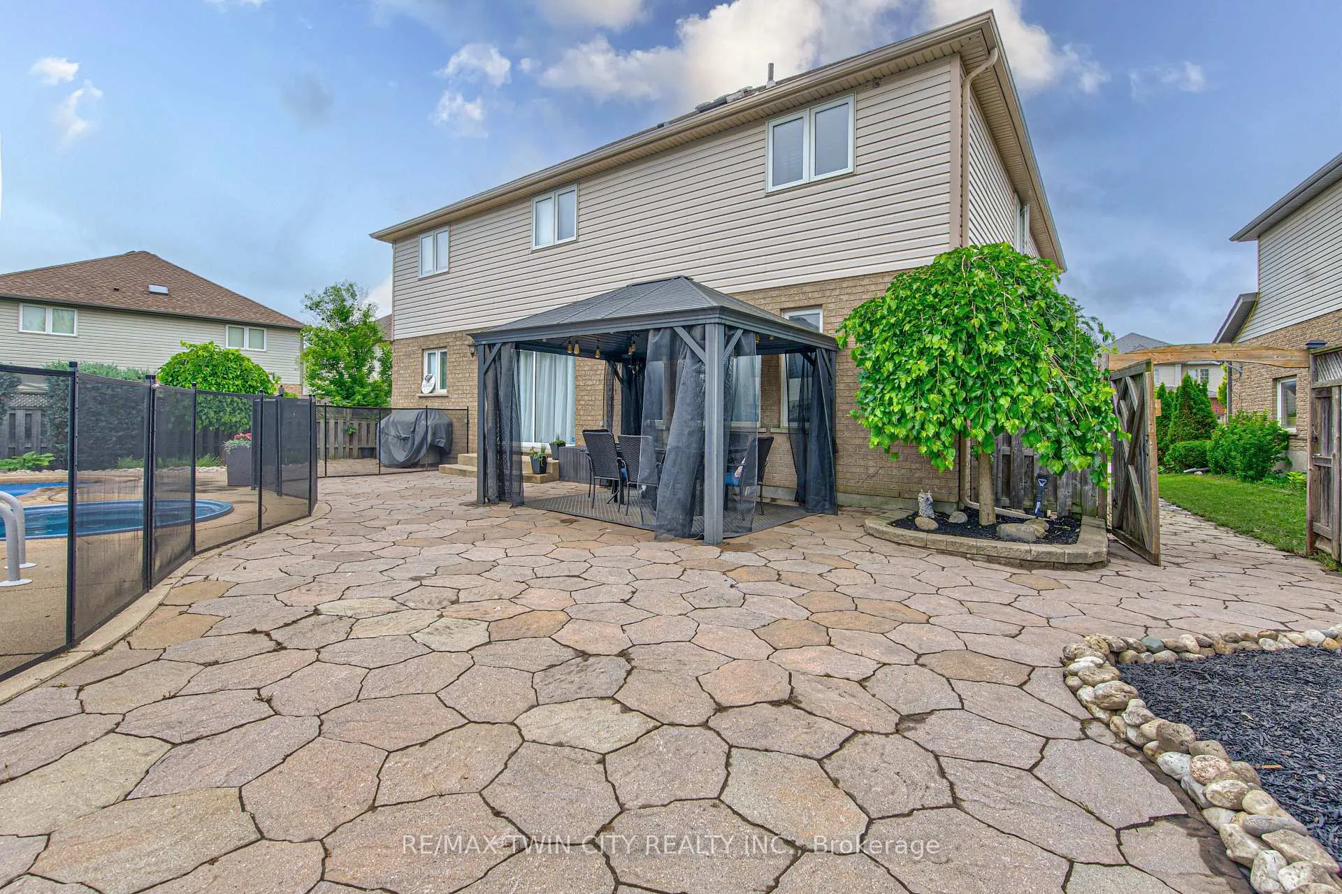 Photo 36 of 21 West Tree Drive, Woolwich, Breslau — HOMEH