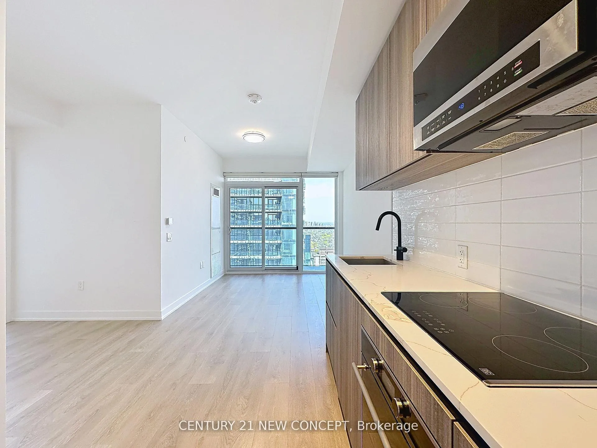 Photo 8 of Unit 3204, 117 Broadway Avenue, Toronto, Mount Pleasant West — HOMEH