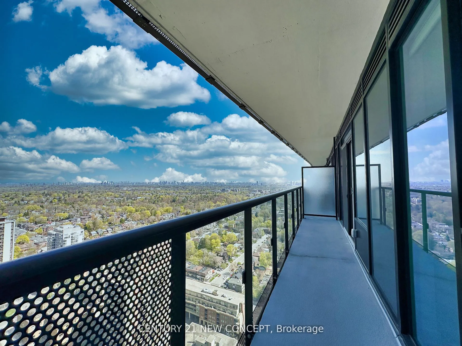 Photo 23 of Unit 3204, 117 Broadway Avenue, Toronto, Mount Pleasant West — HOMEH