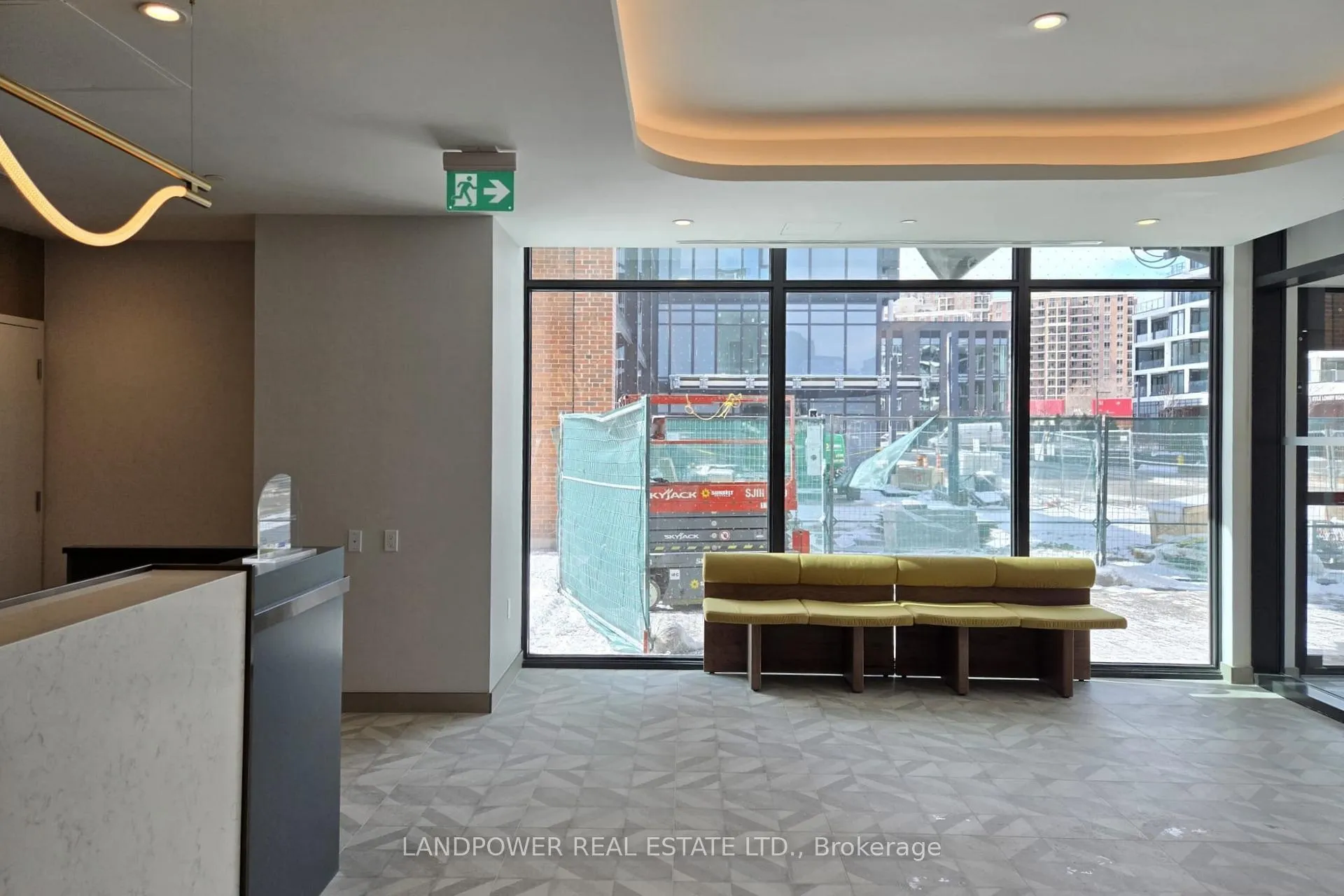 Photo 17 of Unit 2708, 5 Quarrington Lane, North York, Banbury-Don Mills — HOMEH
