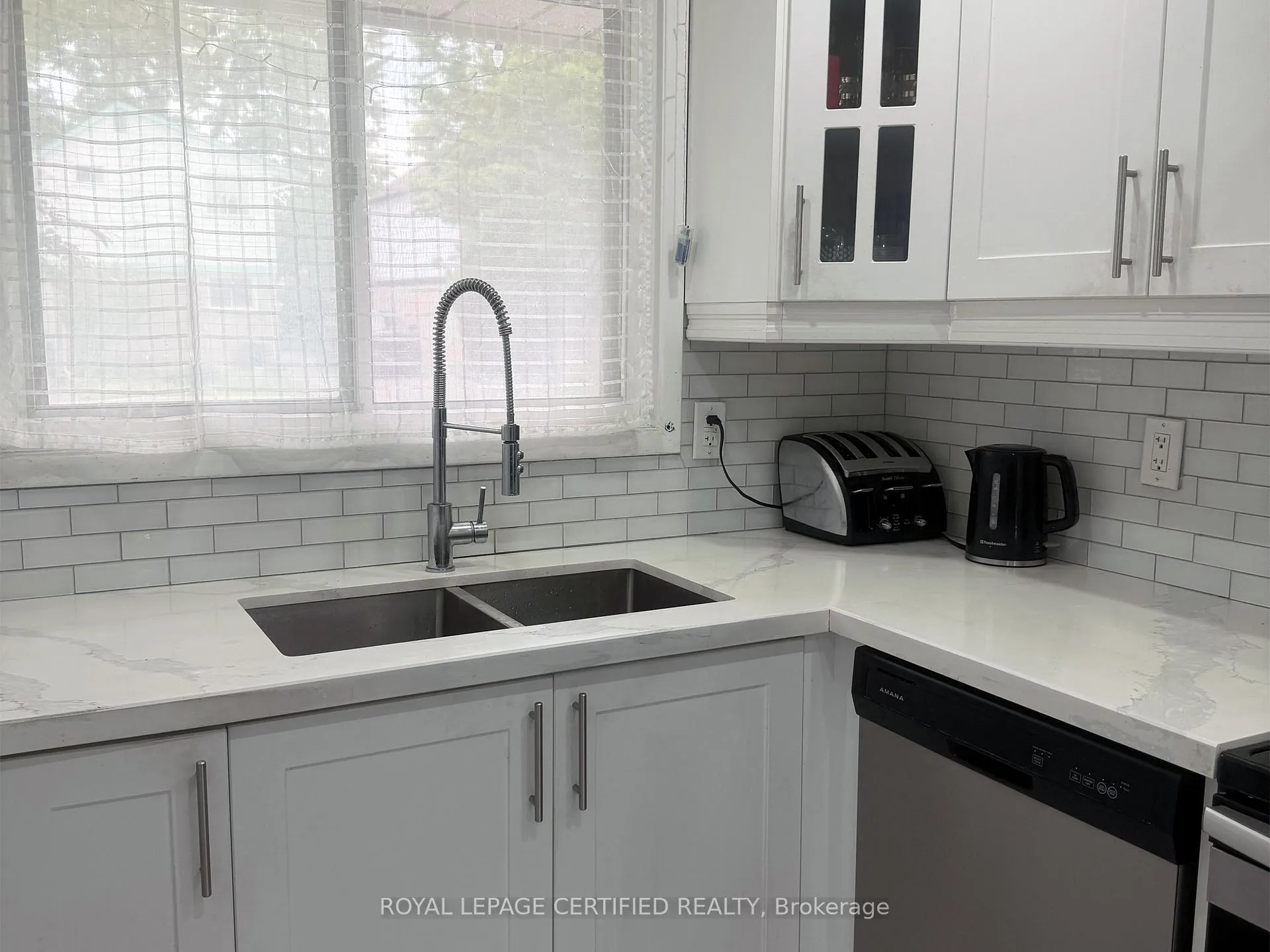 Photo 10 of 13 Greenhills Square, Brampton, Northgate — HOMEH
