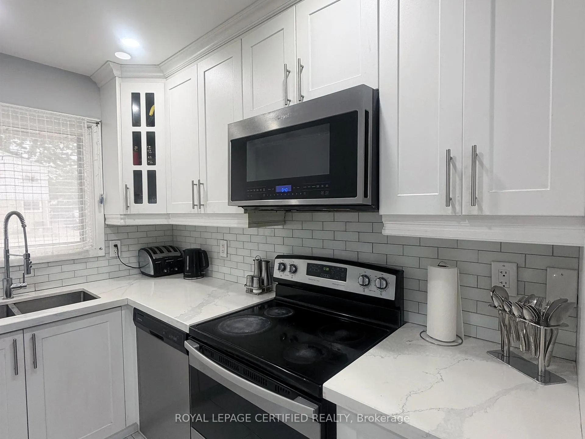 Photo 11 of 13 Greenhills Square, Brampton, Northgate — HOMEH