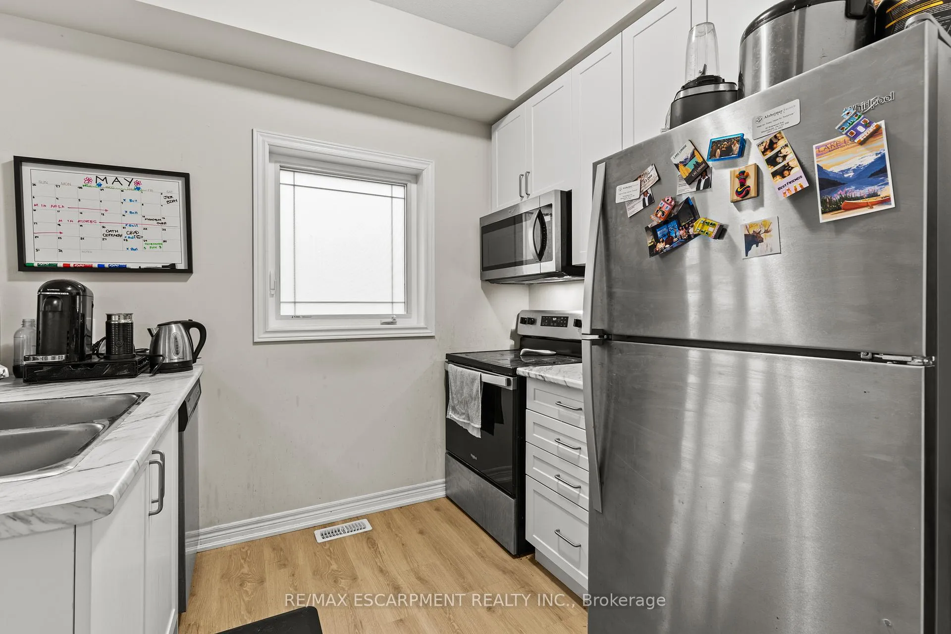 Photo 9 of Unit 4, 19 Picardy Drive, Hamilton, Stoney Creek Mountain — HOMEH