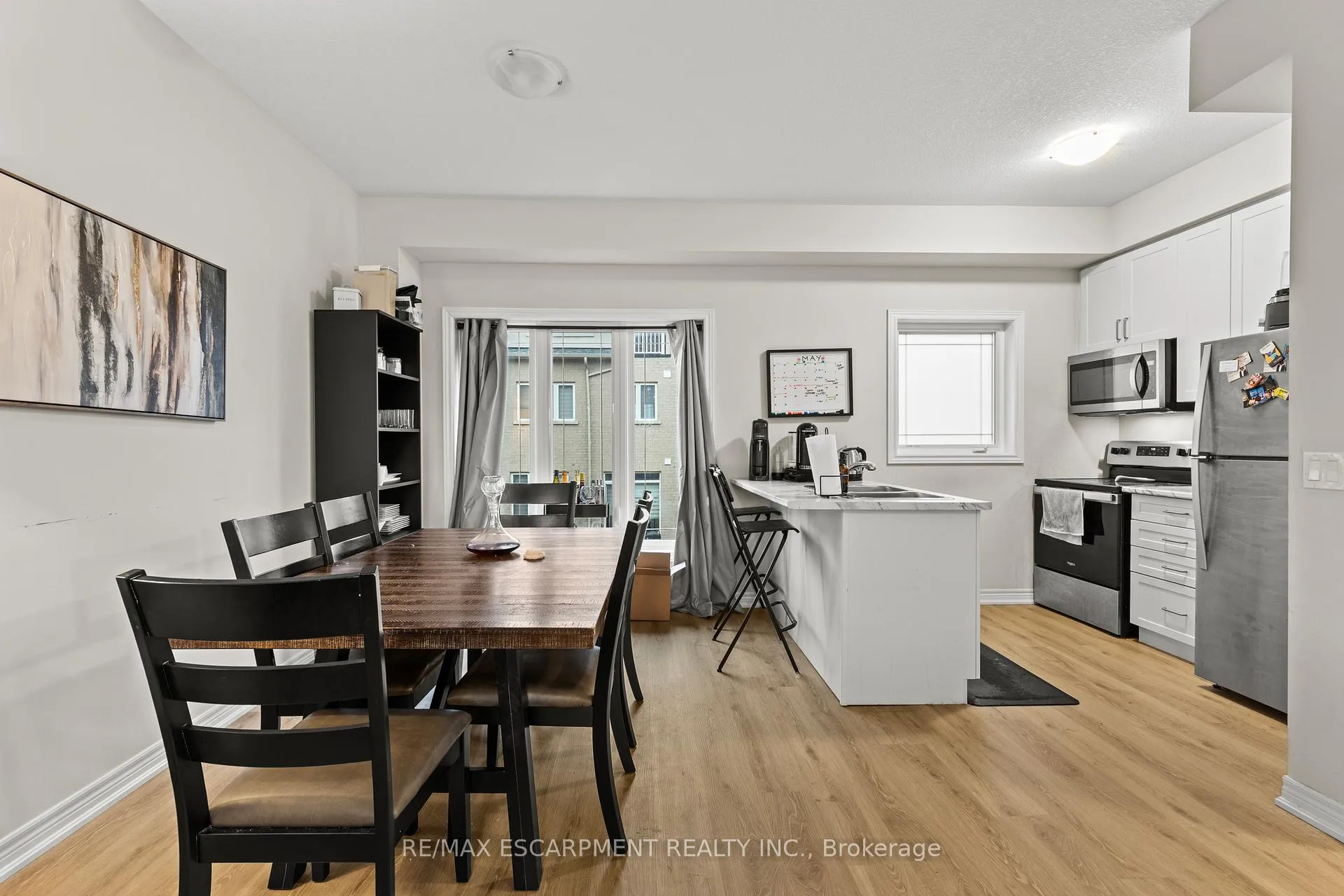 Photo 11 of Unit 4, 19 Picardy Drive, Hamilton, Stoney Creek Mountain — HOMEH