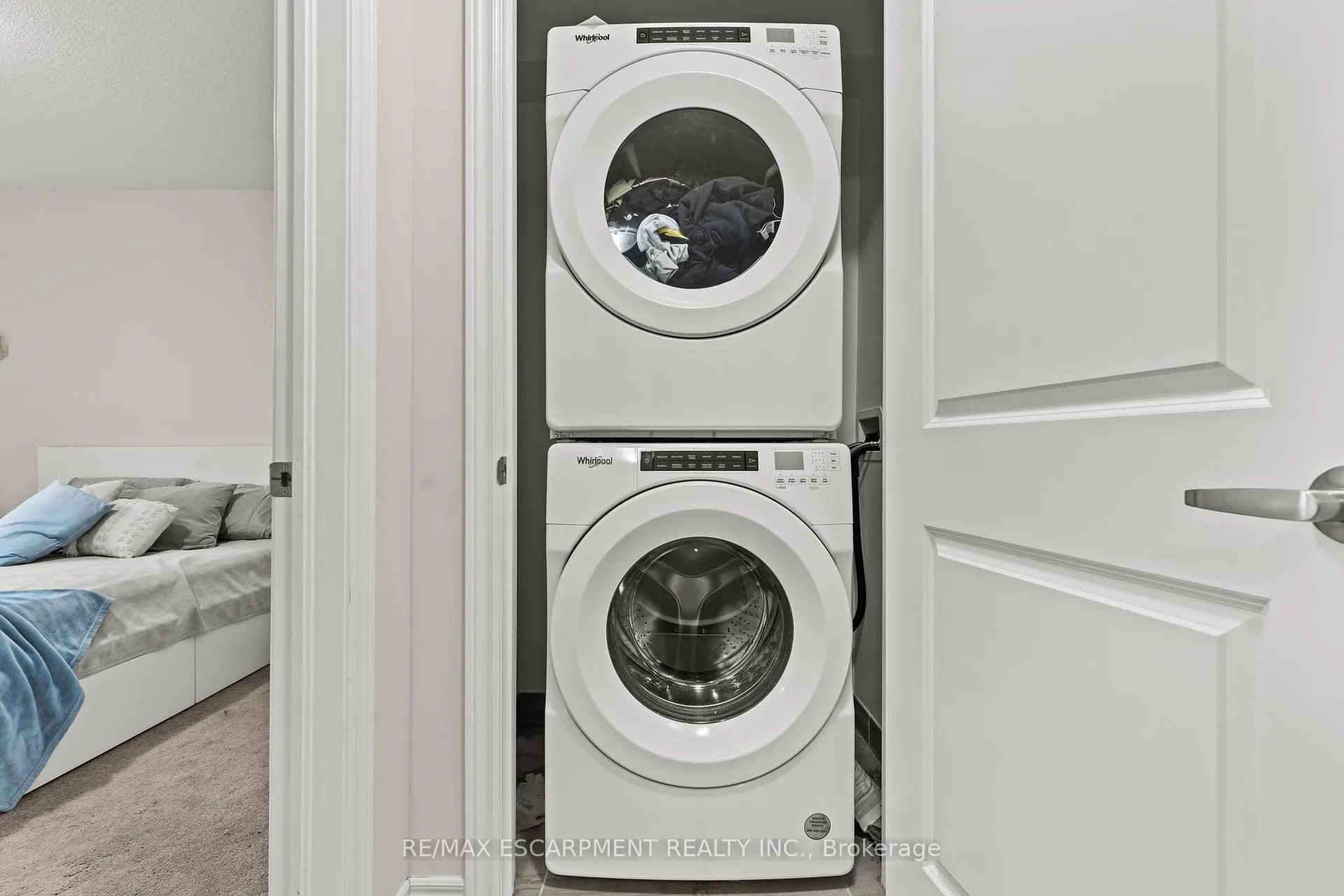 Photo 24 of Unit 4, 19 Picardy Drive, Hamilton, Stoney Creek Mountain — HOMEH
