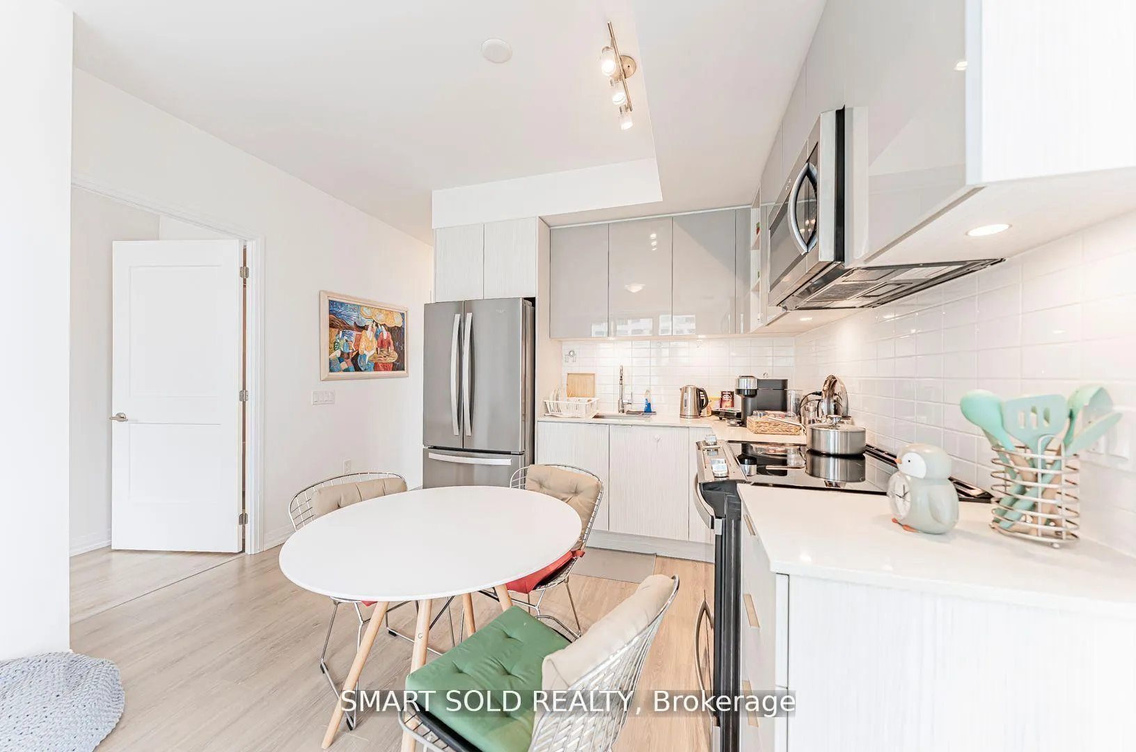 Photo 7 of Unit 2003, 25 Holly Street, Toronto, Mount Pleasant West — HOMEH