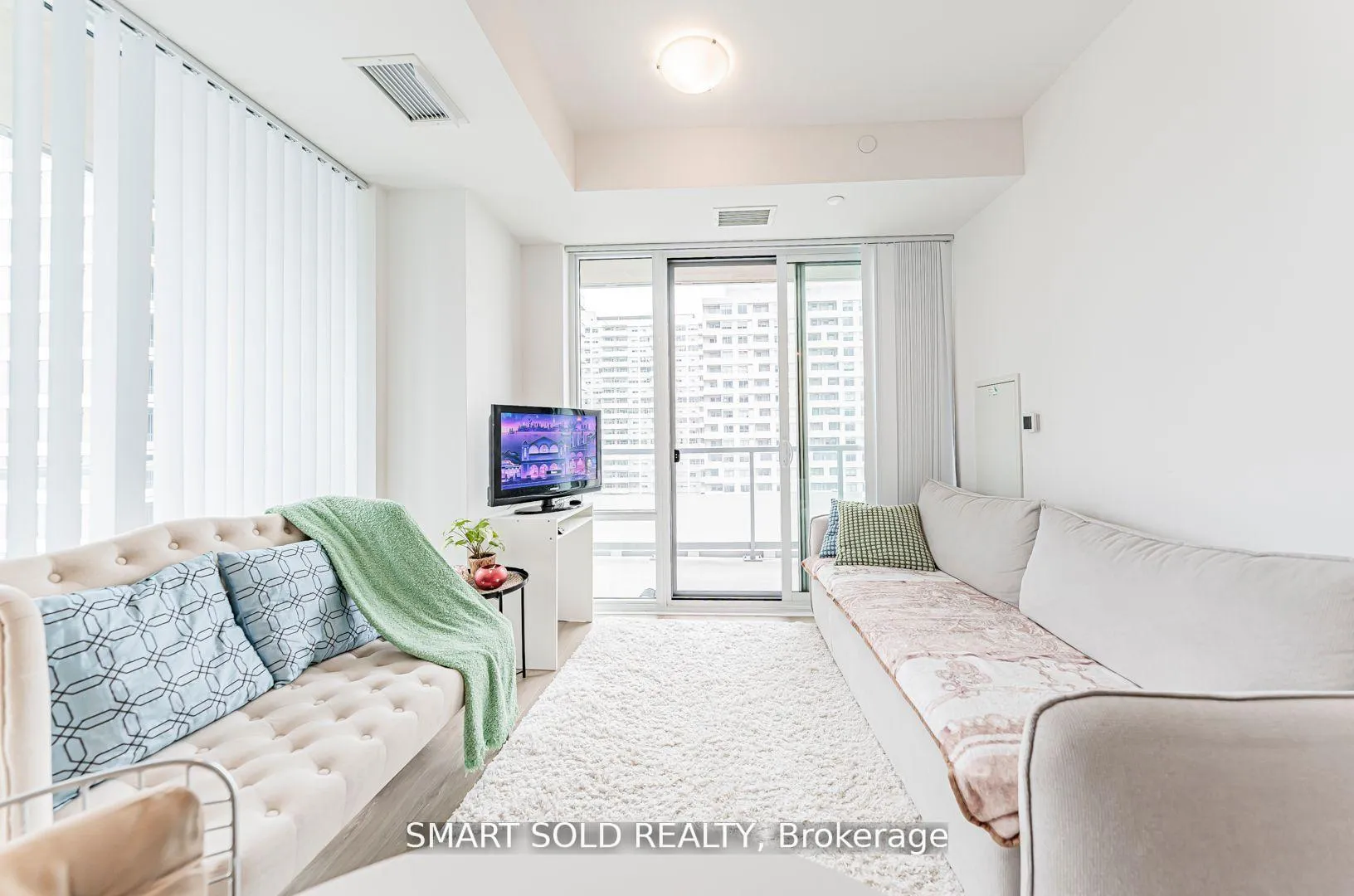 Photo 10 of Unit 2003, 25 Holly Street, Toronto, Mount Pleasant West — HOMEH
