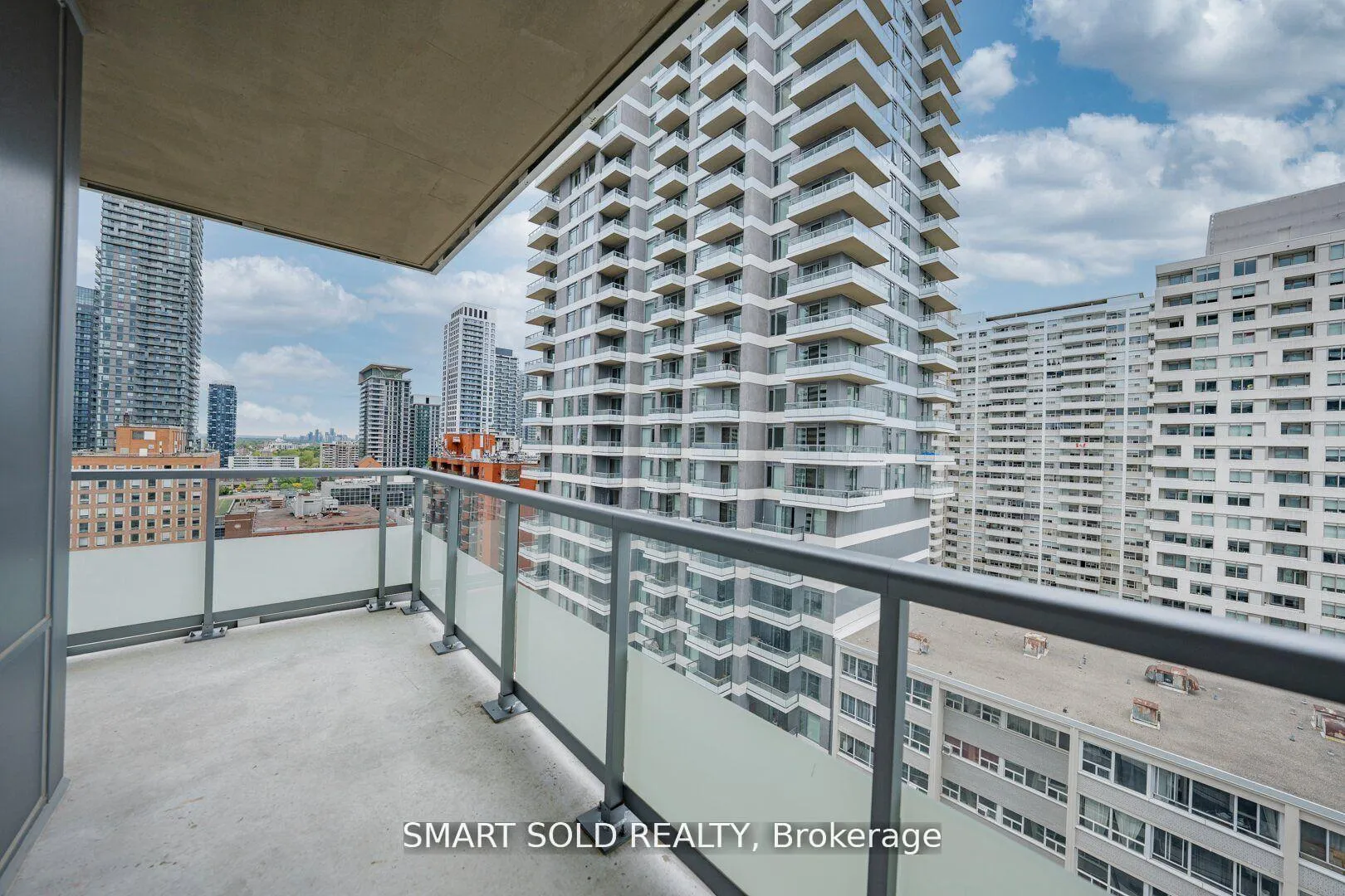 Photo 21 of Unit 2003, 25 Holly Street, Toronto, Mount Pleasant West — HOMEH