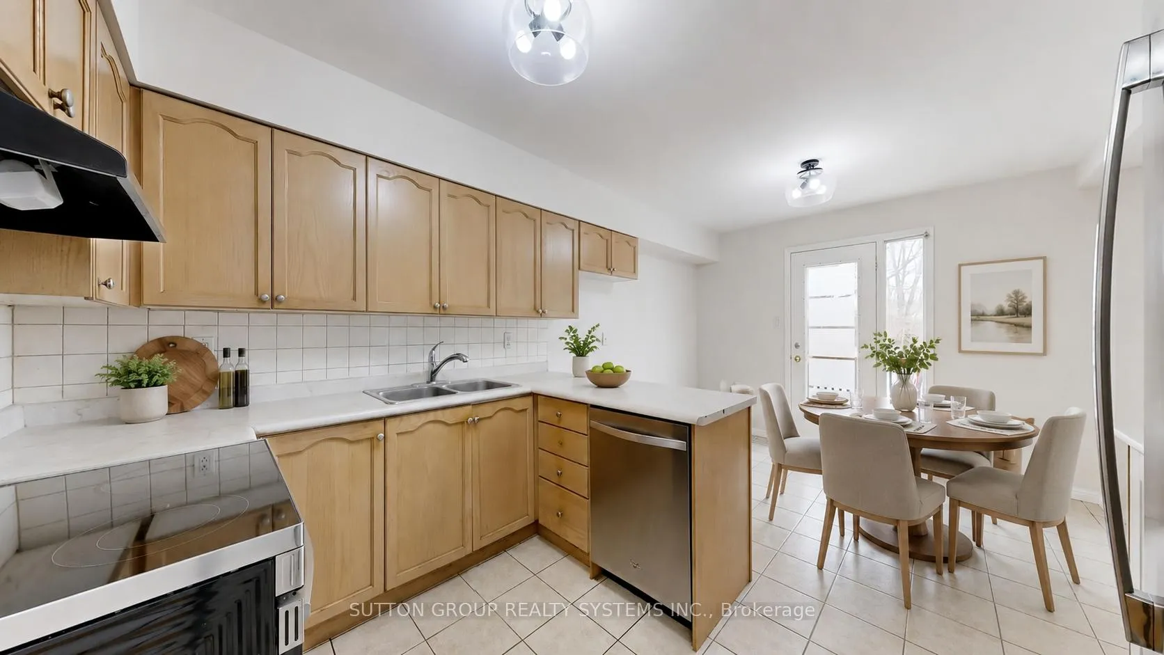 Photo 6 of 68 Osler Street, Toronto, Dovercourt-Wallace Emerson-Junction — HOMEH
